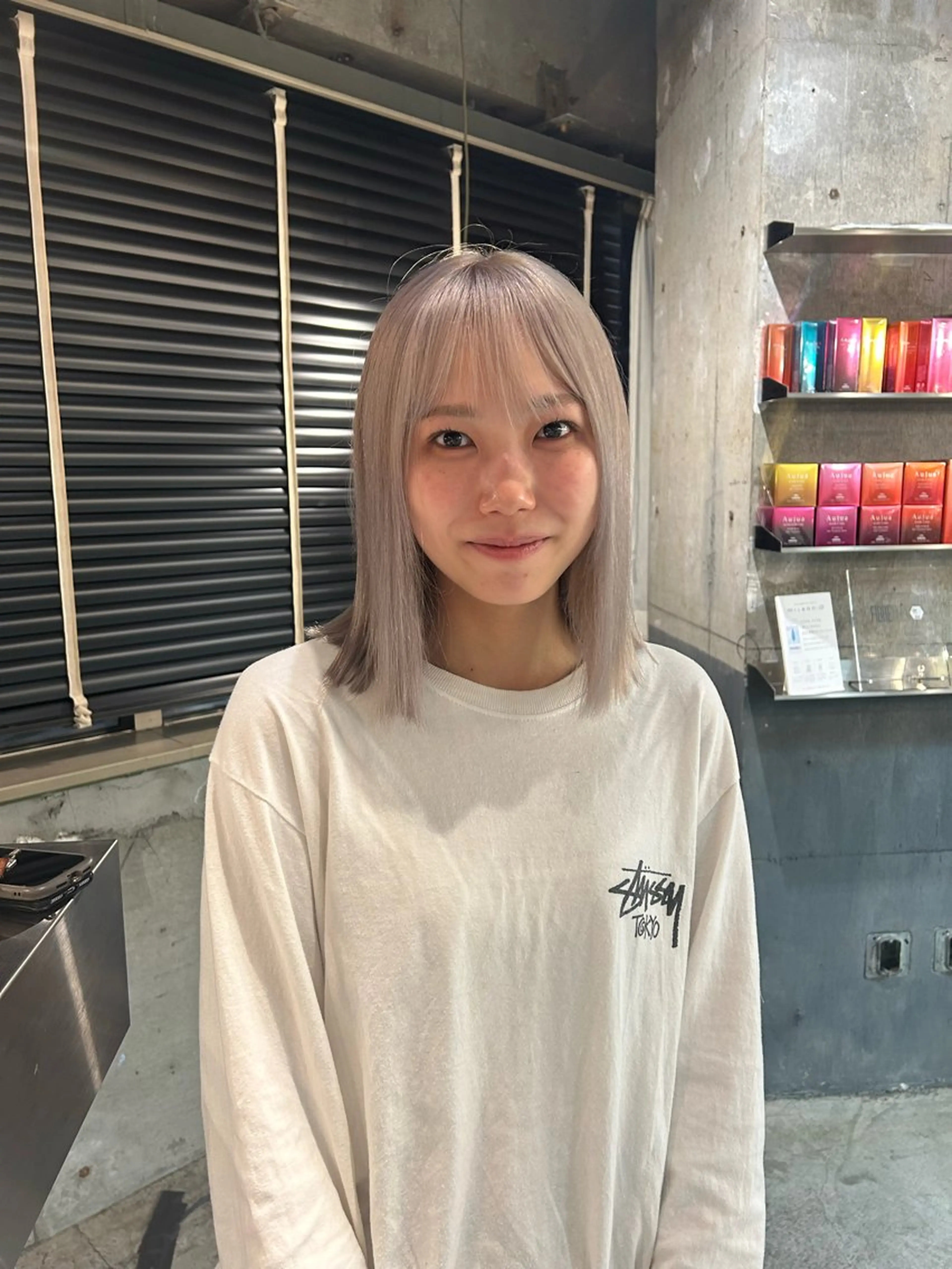 ミディアム カラー ベージュカラー ブリーチ ホワイトベージュ ヘアカラー keen 立川のヘアスタイル