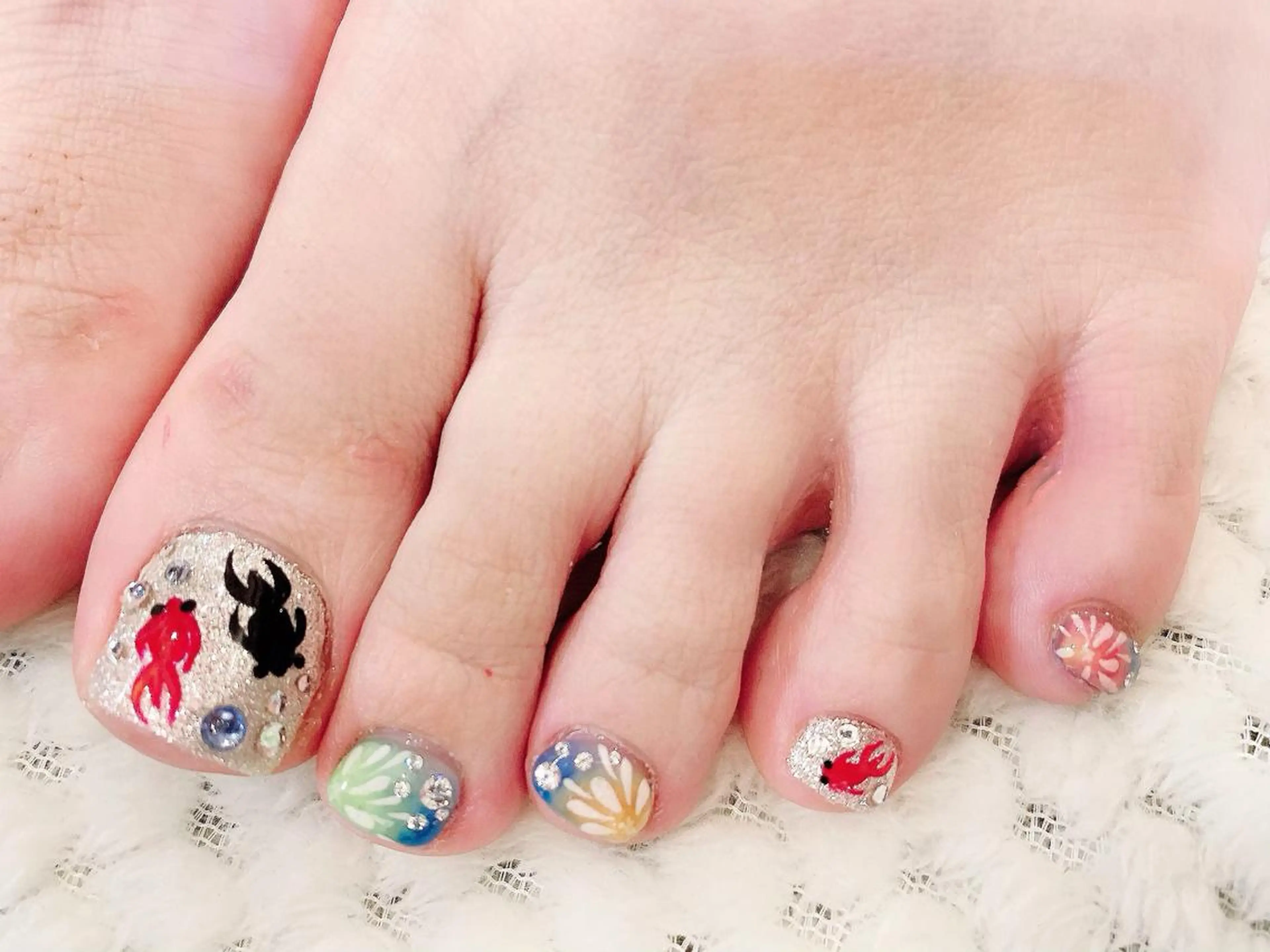 ネイル f'bloom  L’ecrinのネイルデザイン