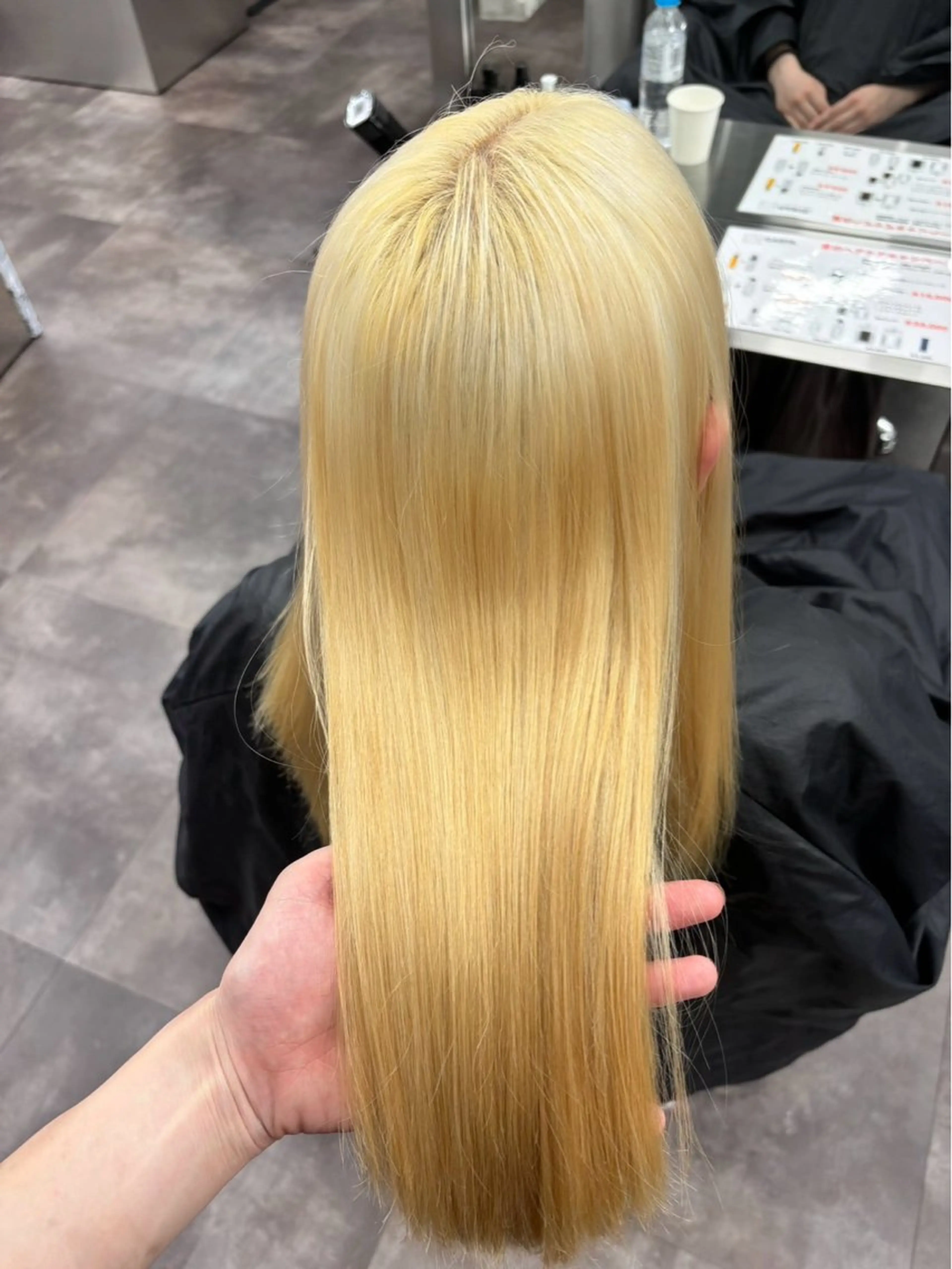 ロング ヘアカラー トリートメント 野﨑 煌のヘアスタイル