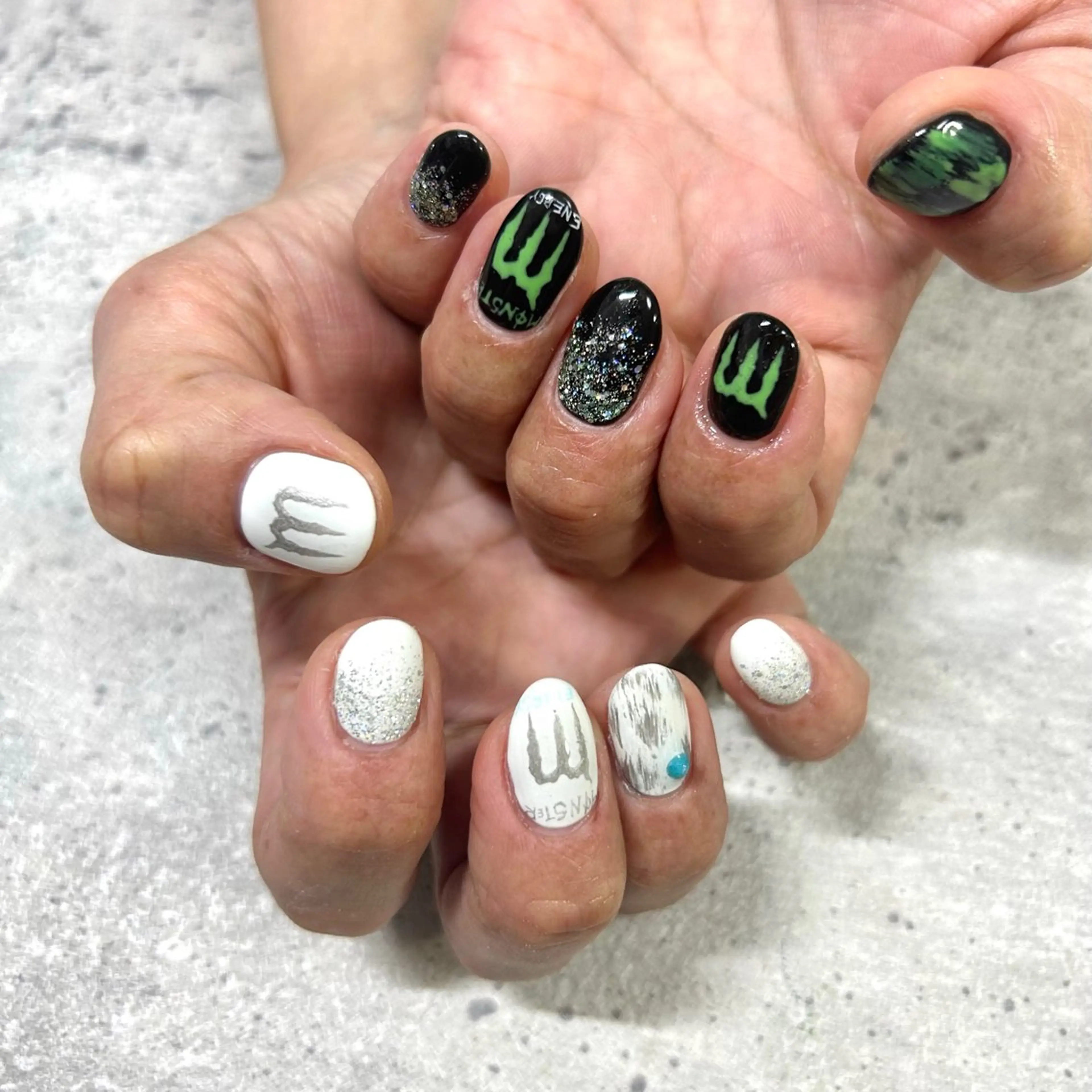 ネイル 今福鶴見ネイル 8(ｴｲﾄ)のネイルデザイン