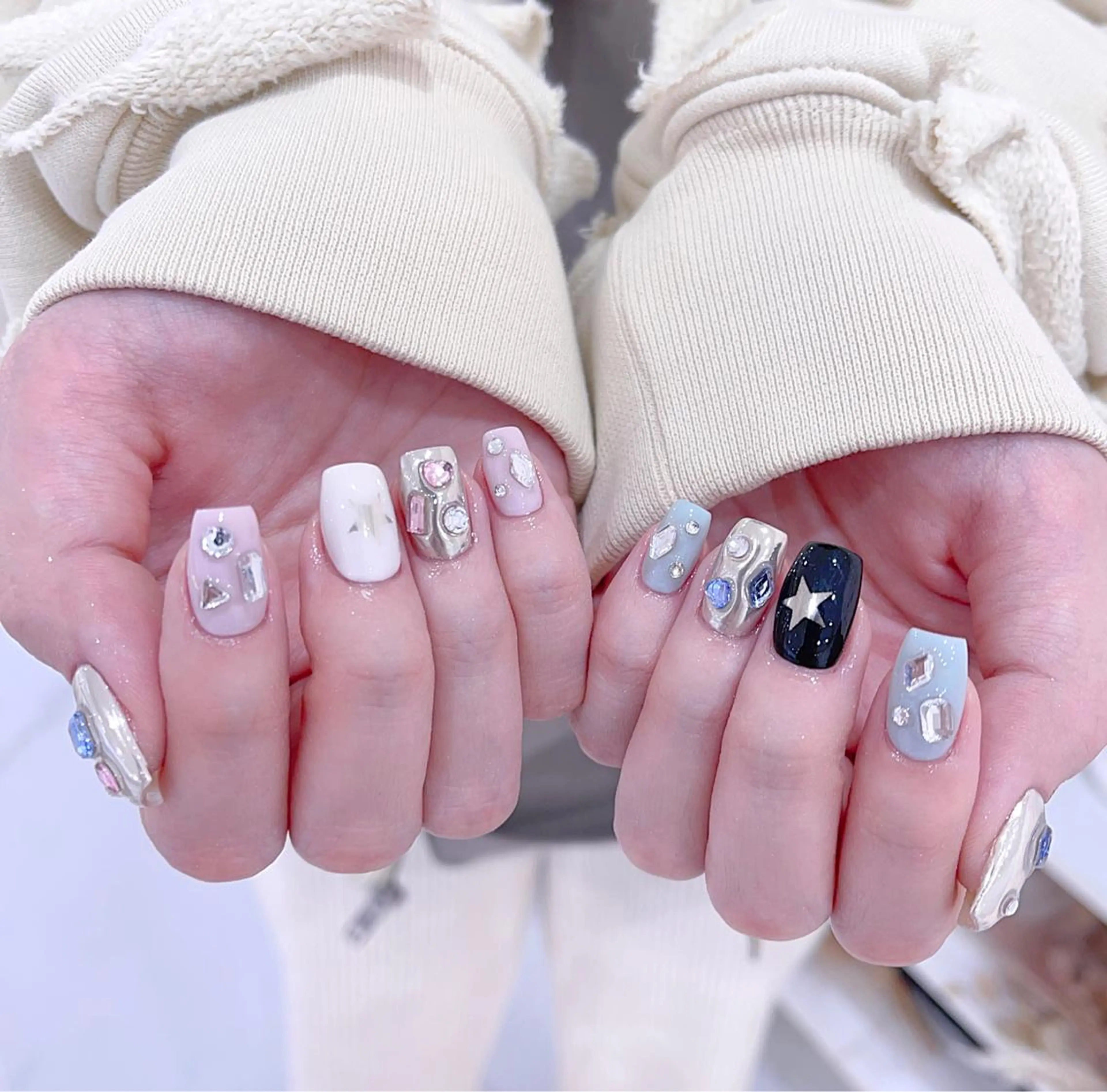 ネイル ハンドネイル FLY Nail Salonのネイルデザイン