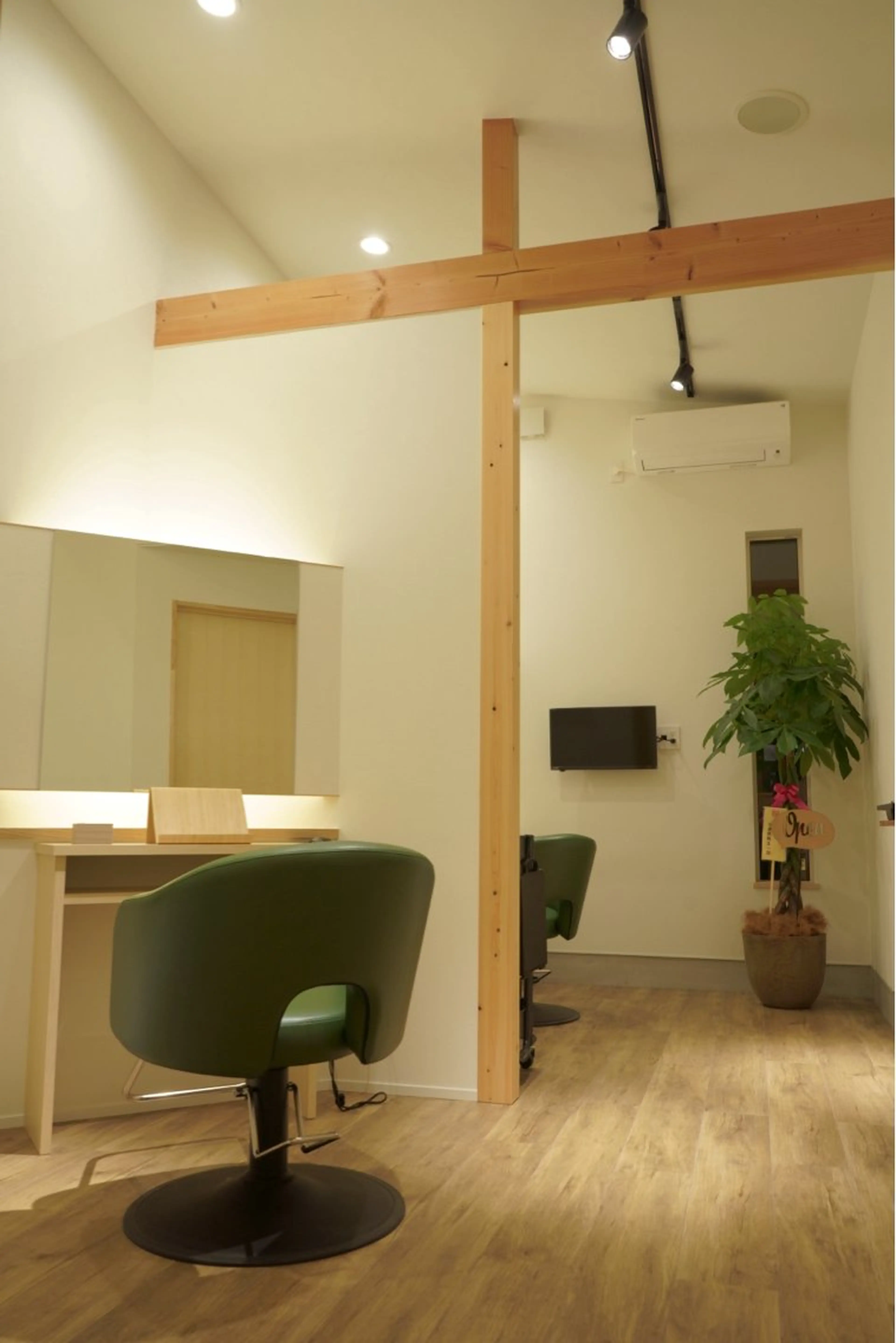 Lin beautysalon eyelash所属・SOEJIMA NANAのマツエク・マツパデザイン