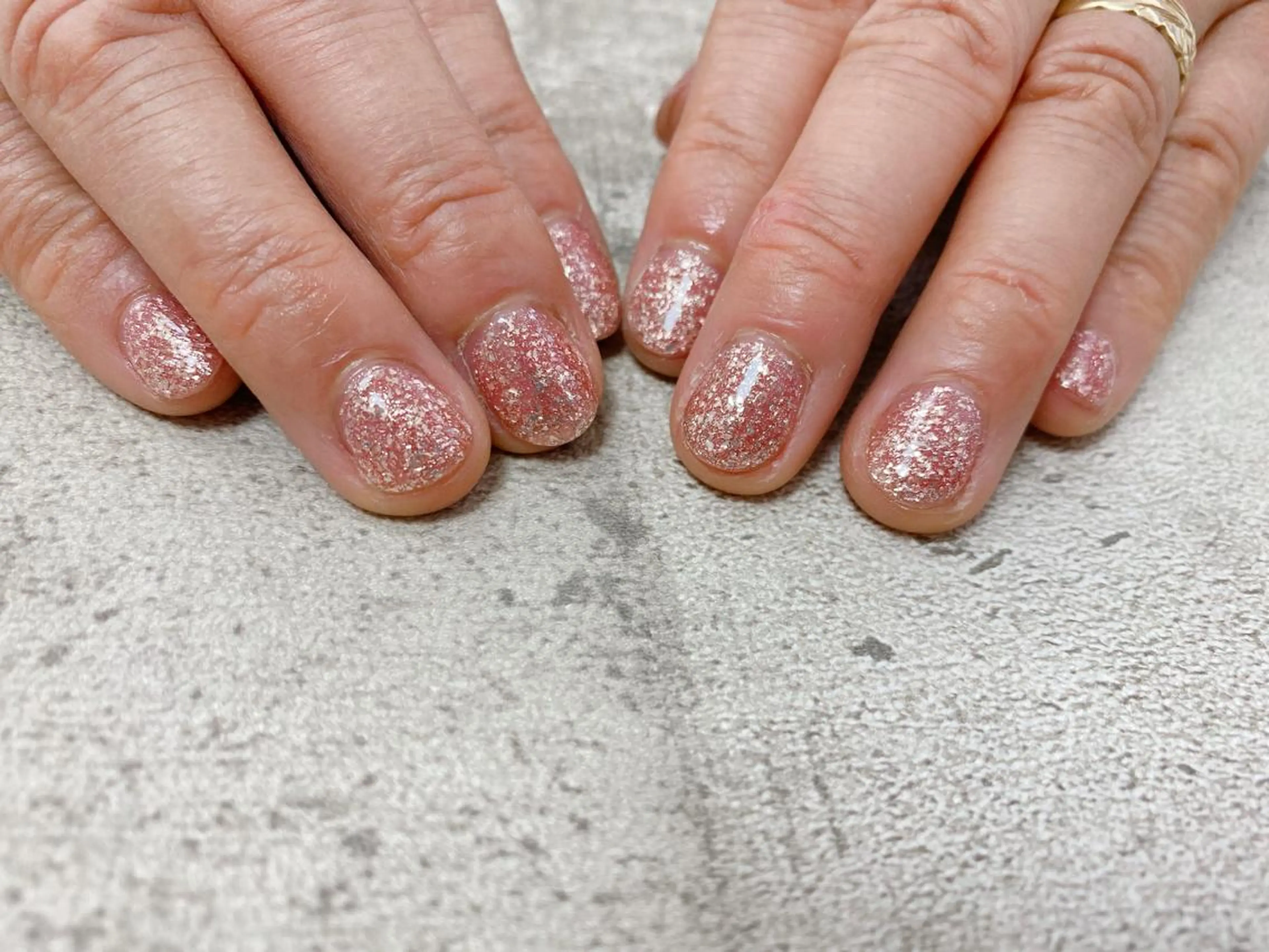 ネイル ラメ(グリッター) ピンク ハンドネイル Mogu nail 二子玉川のネイルデザイン
