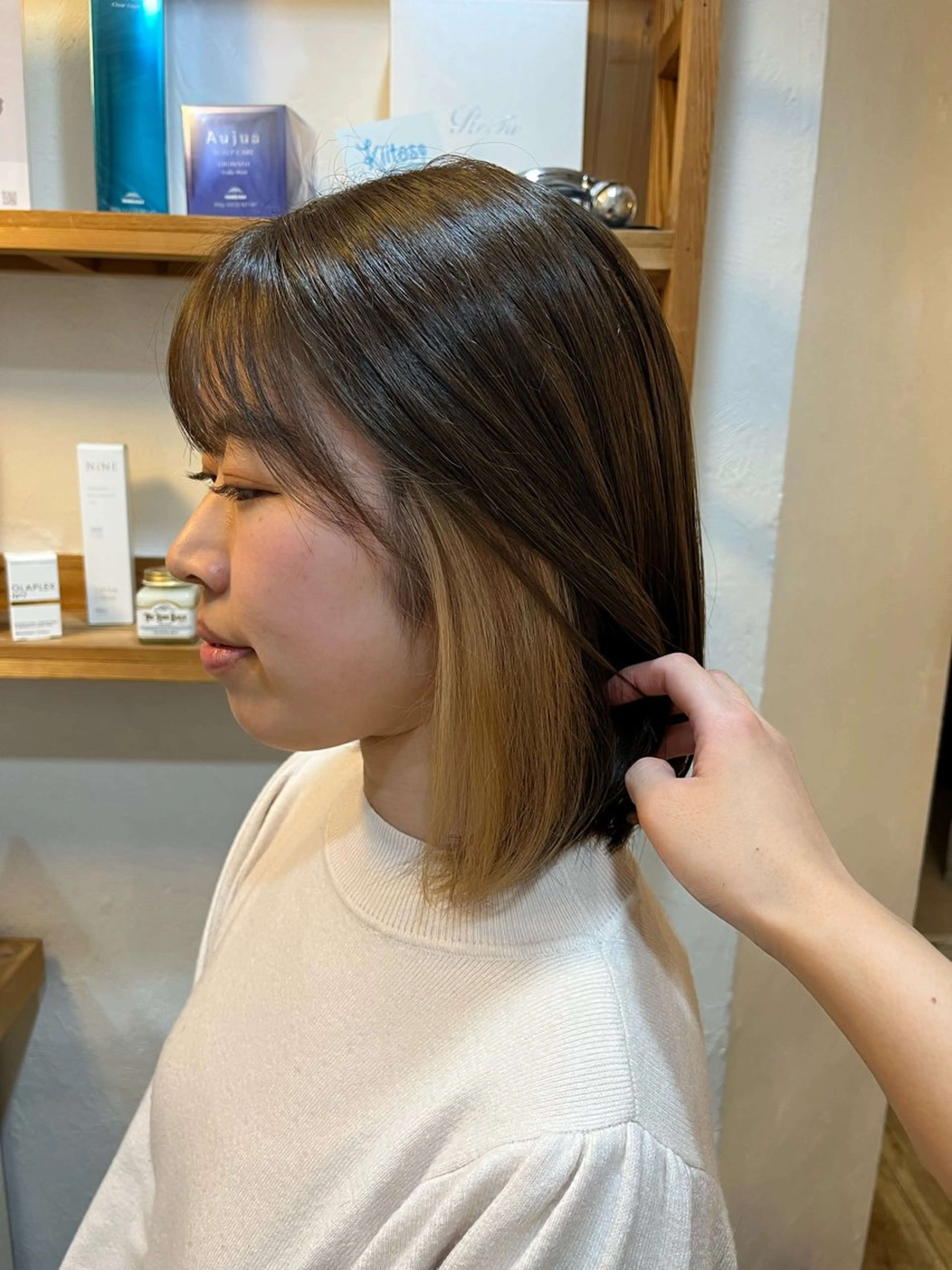 カラー ヘアカラー ショート/ボブ/透明 感カラー/高橋あみのヘアスタイル