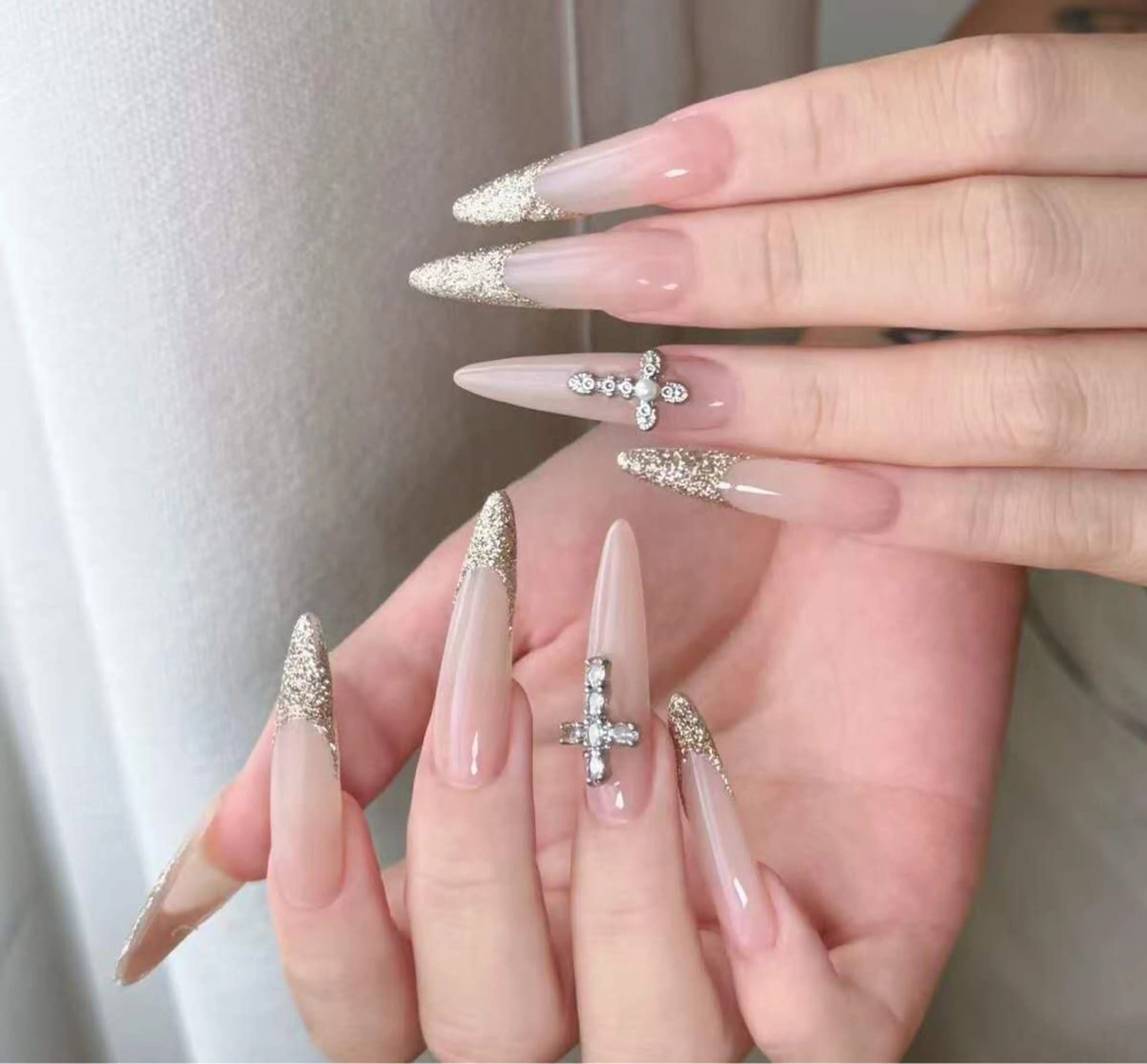 ネイル オーロラネイル フラワーネイル フットネイル フレンチネイル ジェルネイル ハンドネイル BabyYouMi ねねのネイルデザイン