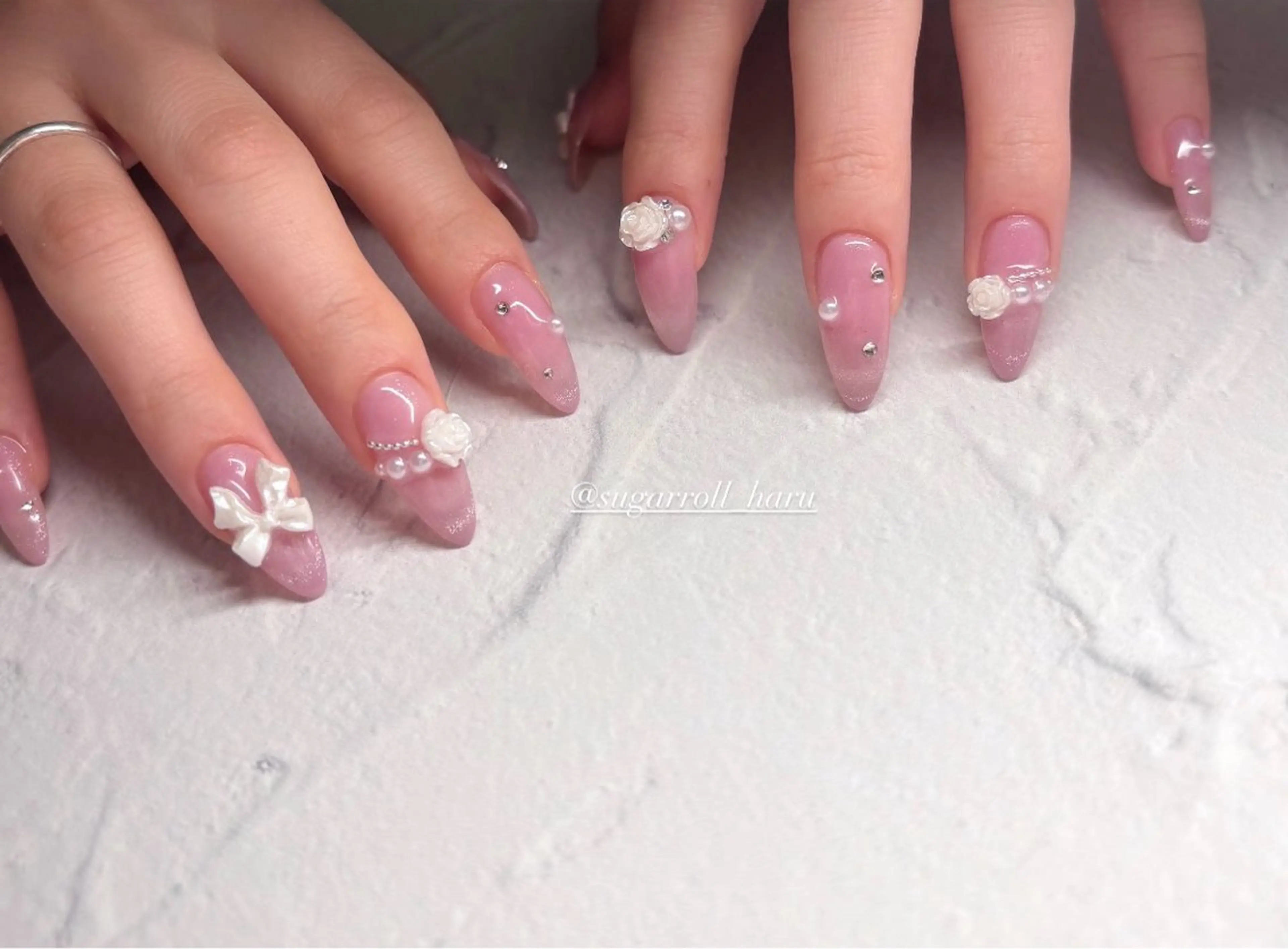 ネイル ジェルネイル ハンドネイル sugarroll所属・エステ・ネイルサロン sugarrollのネイルデザイン