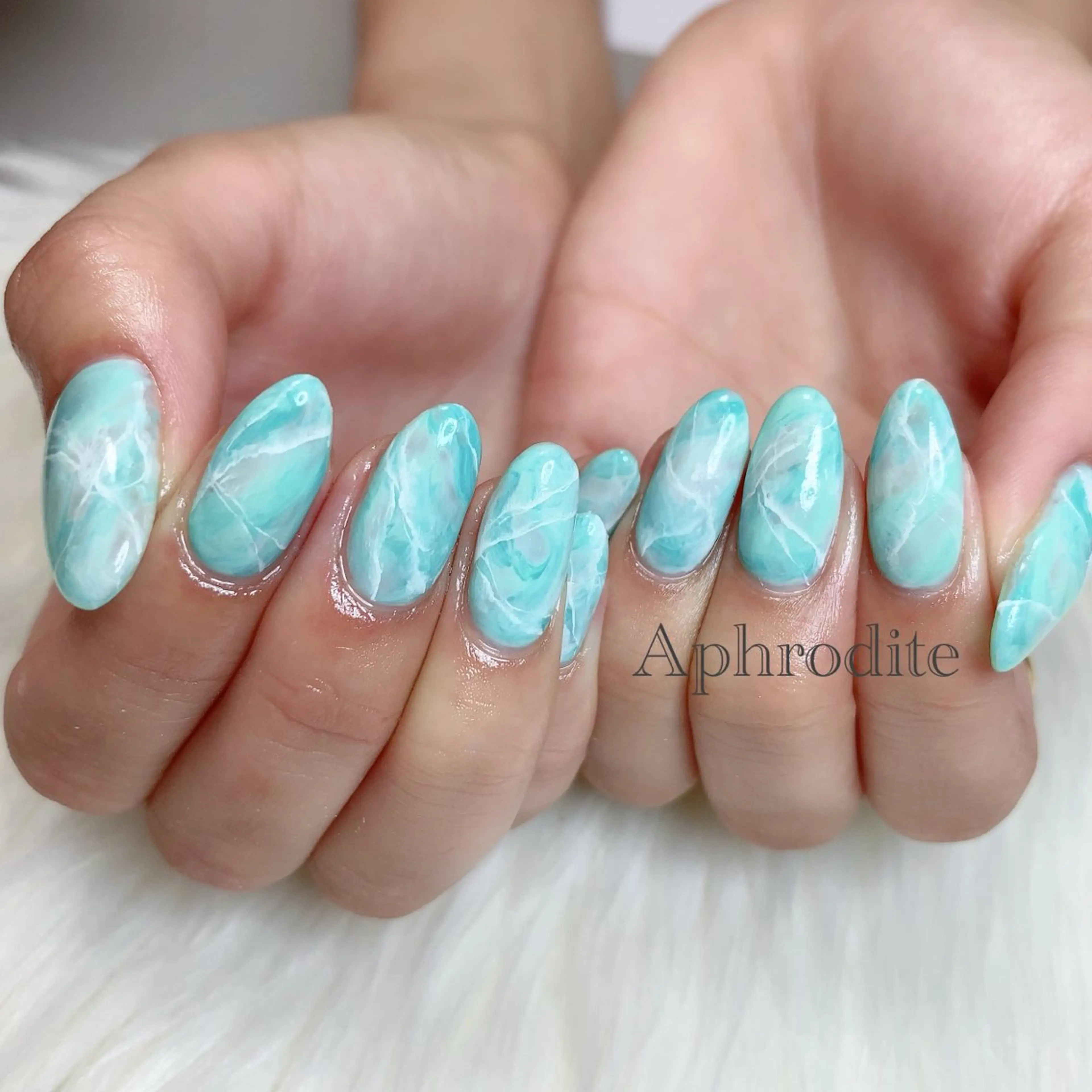 ネイル Aphrodite パラジェル認定サロンのネイルデザイン