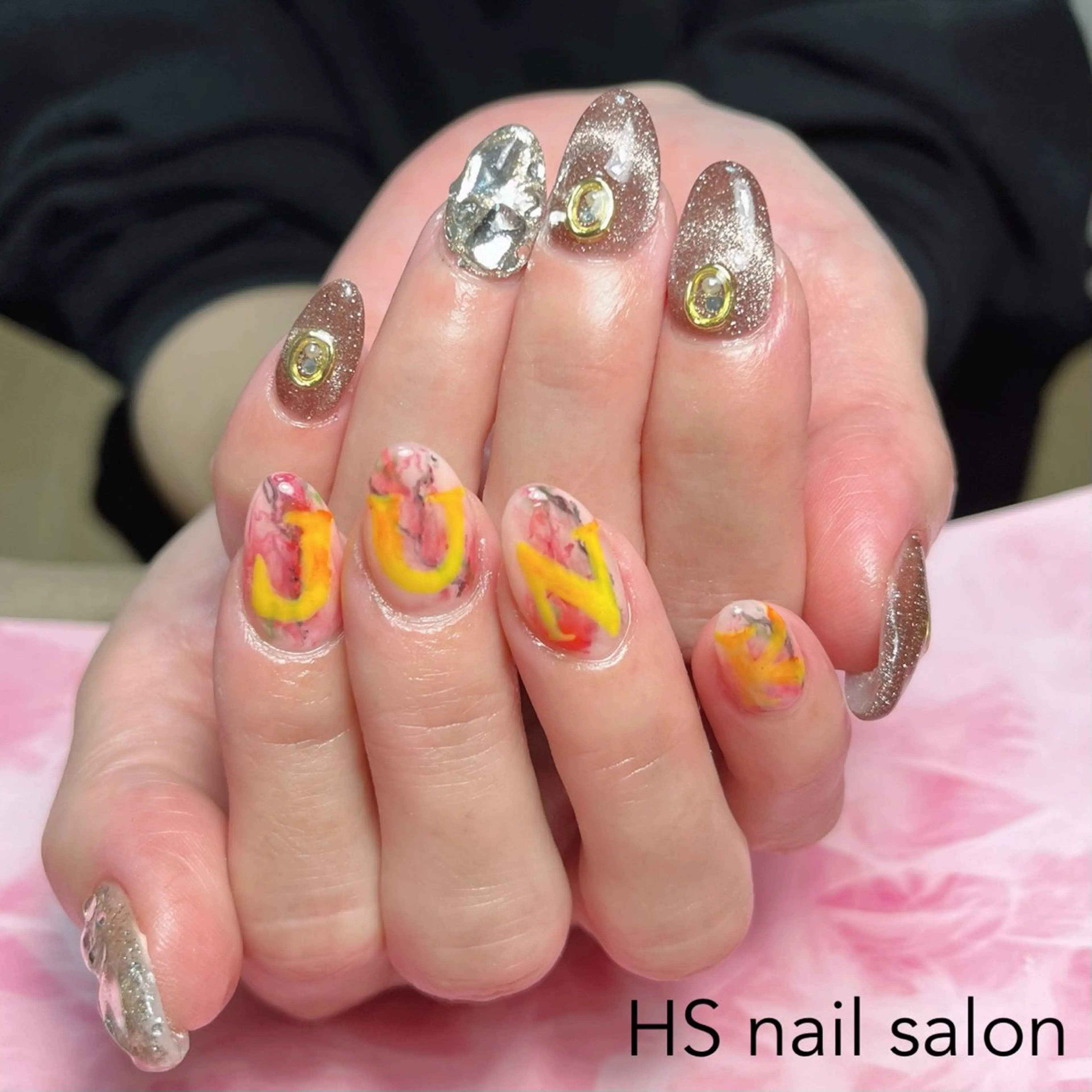 セミロング ハンドネイル hs nail salonのネイルデザイン