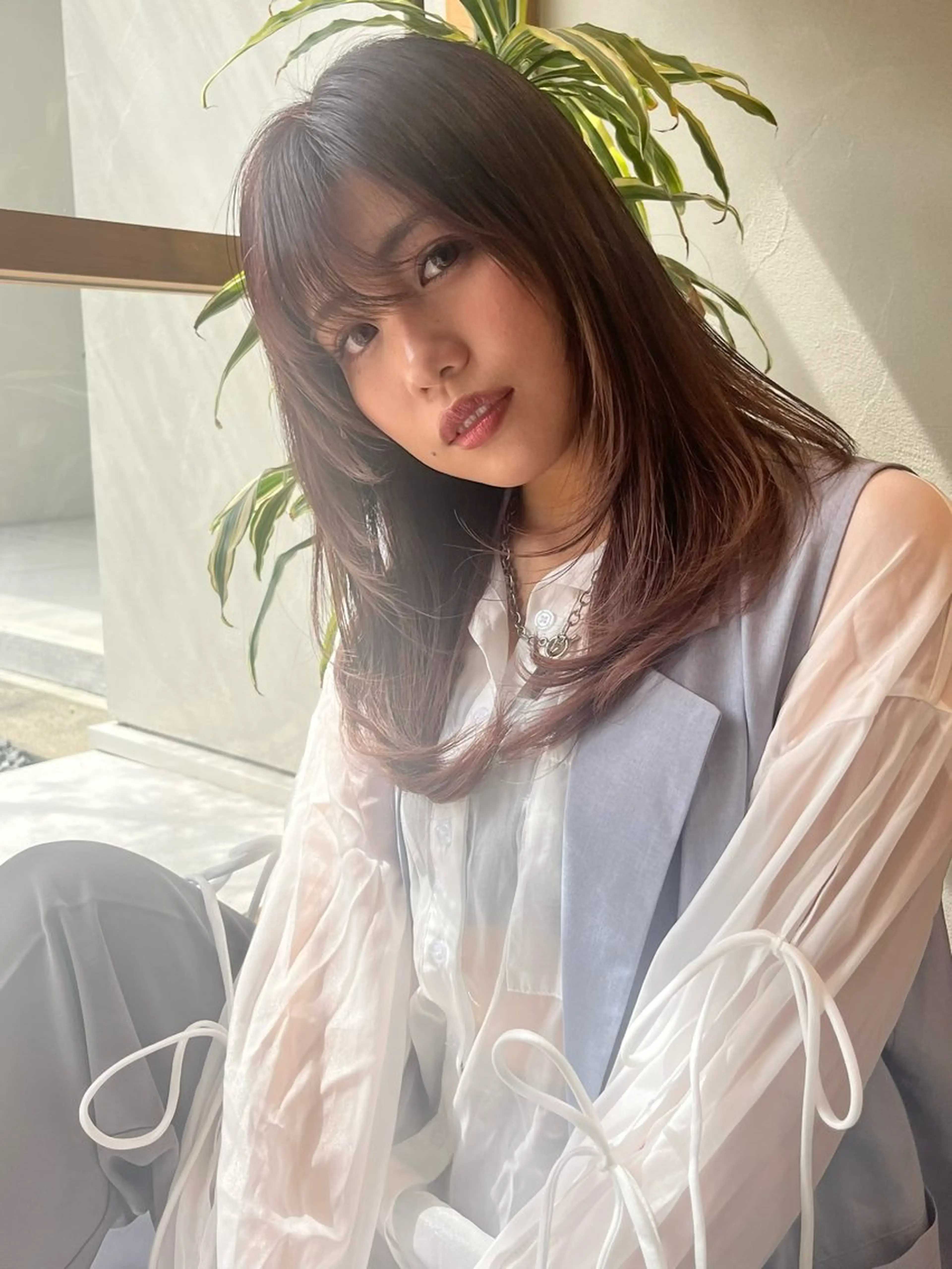 セミロング カラー 森 理音のヘアスタイル