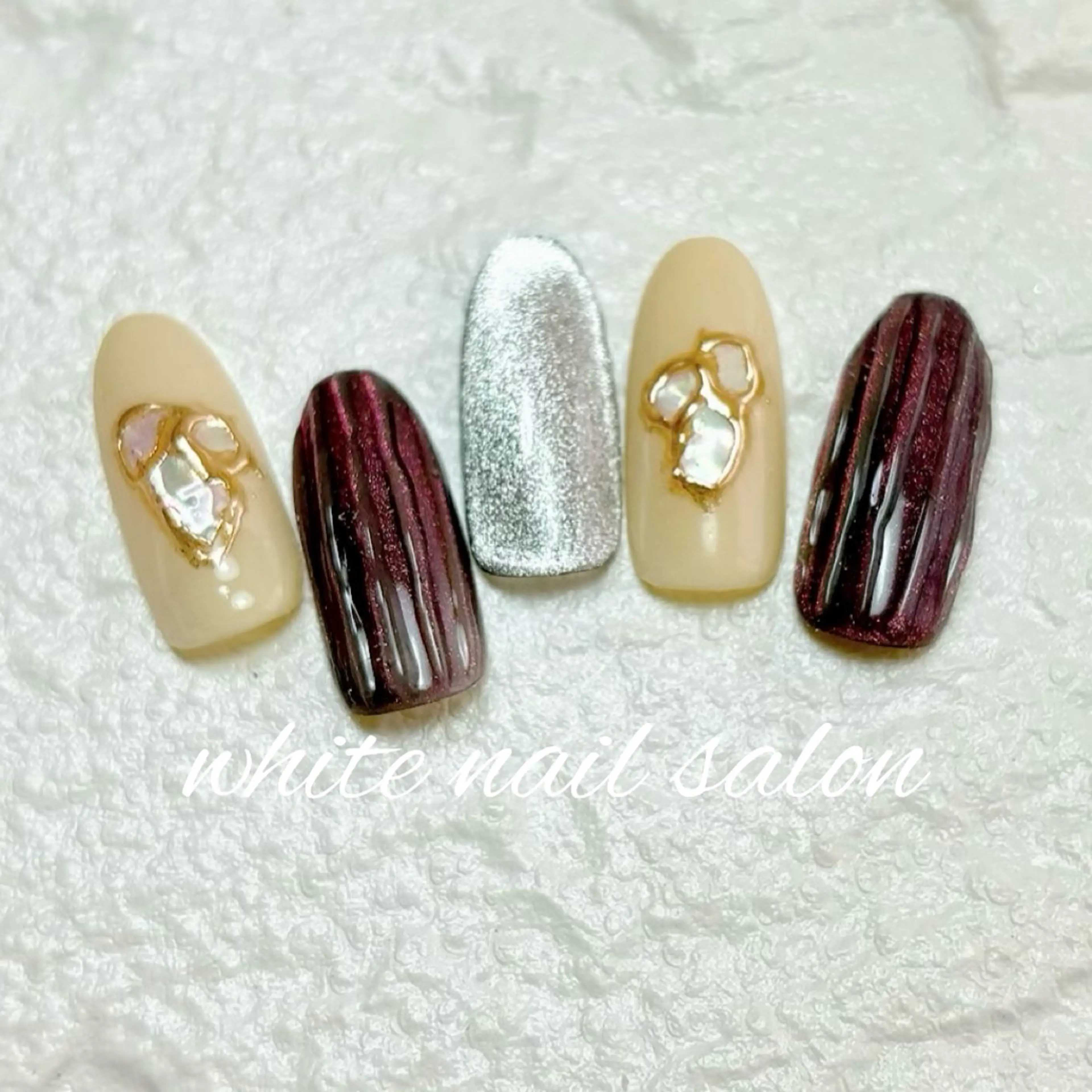 ネイル ホワイト ハンドネイル white nail salonのネイルデザイン