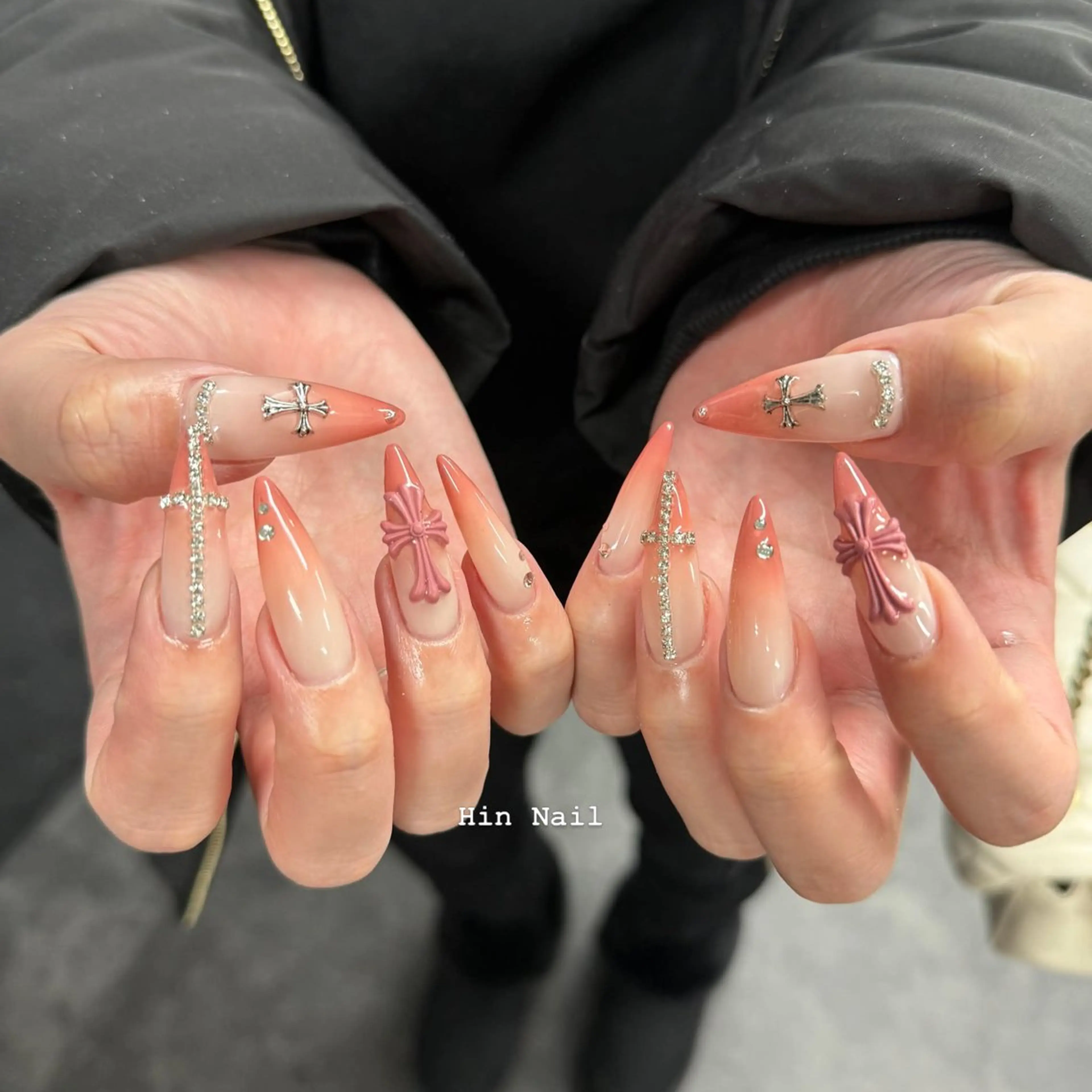 ネイル ハンドネイル HIN NAILのネイルデザイン