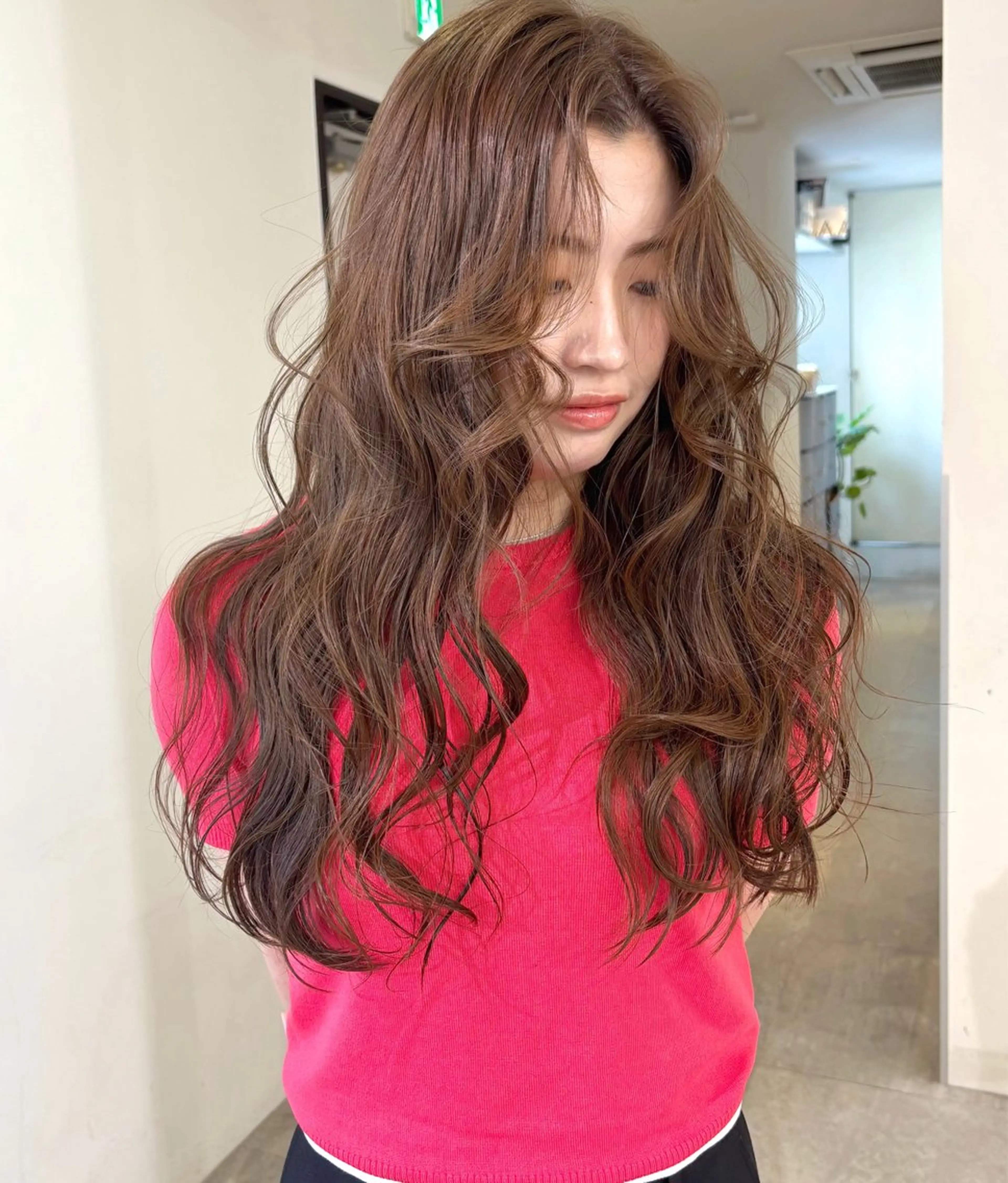 ロング カラー 黒髪 ブリーチ 透明感カラー ダブルカラー ブリーチなしカラー ヘアカラー mizuki/ピンク ベージュ.レイヤーのヘアスタイル