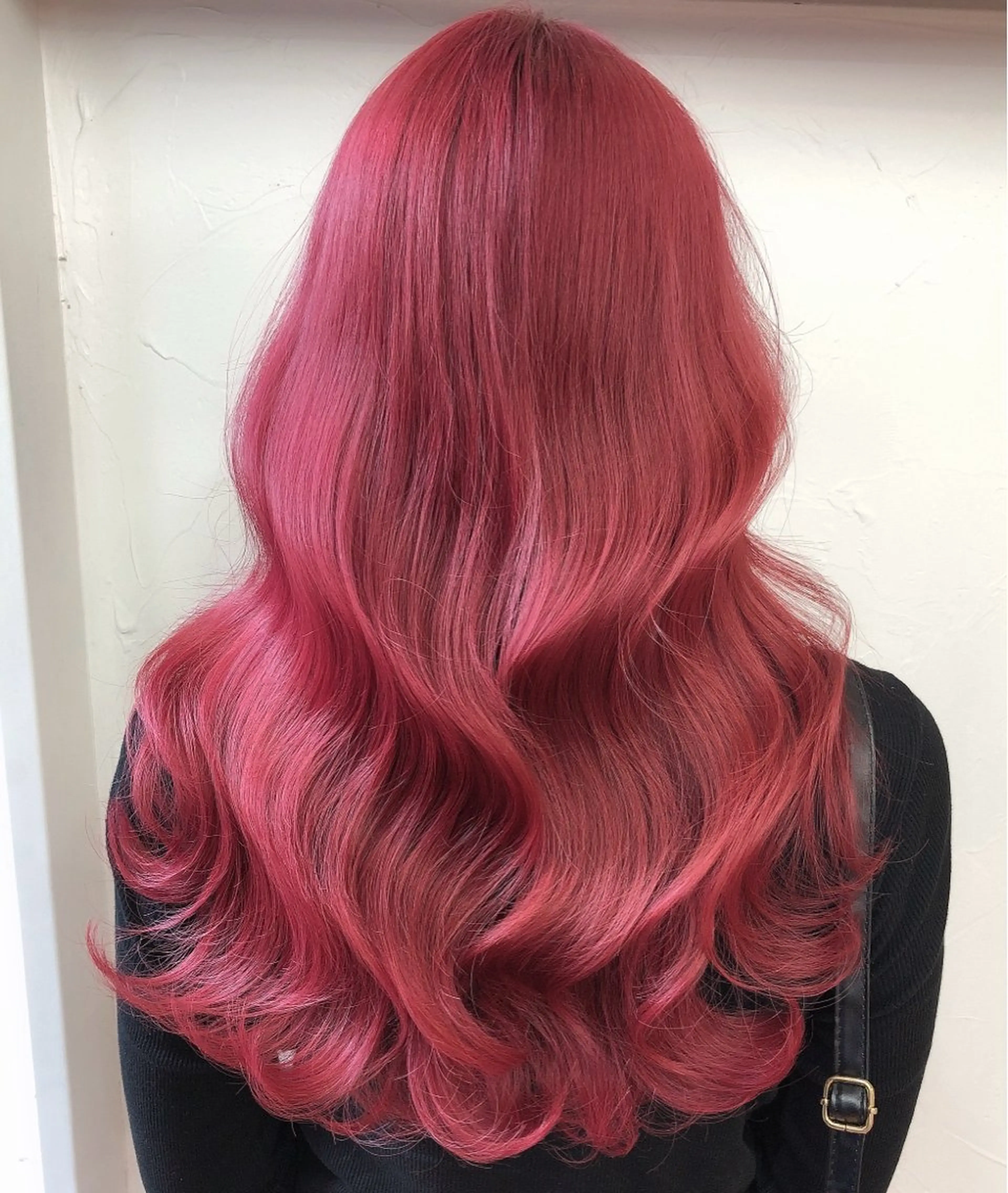 ロング カラー ハイトーンカラー レッドカラー JEWIL SHIBUYAのヘアスタイル