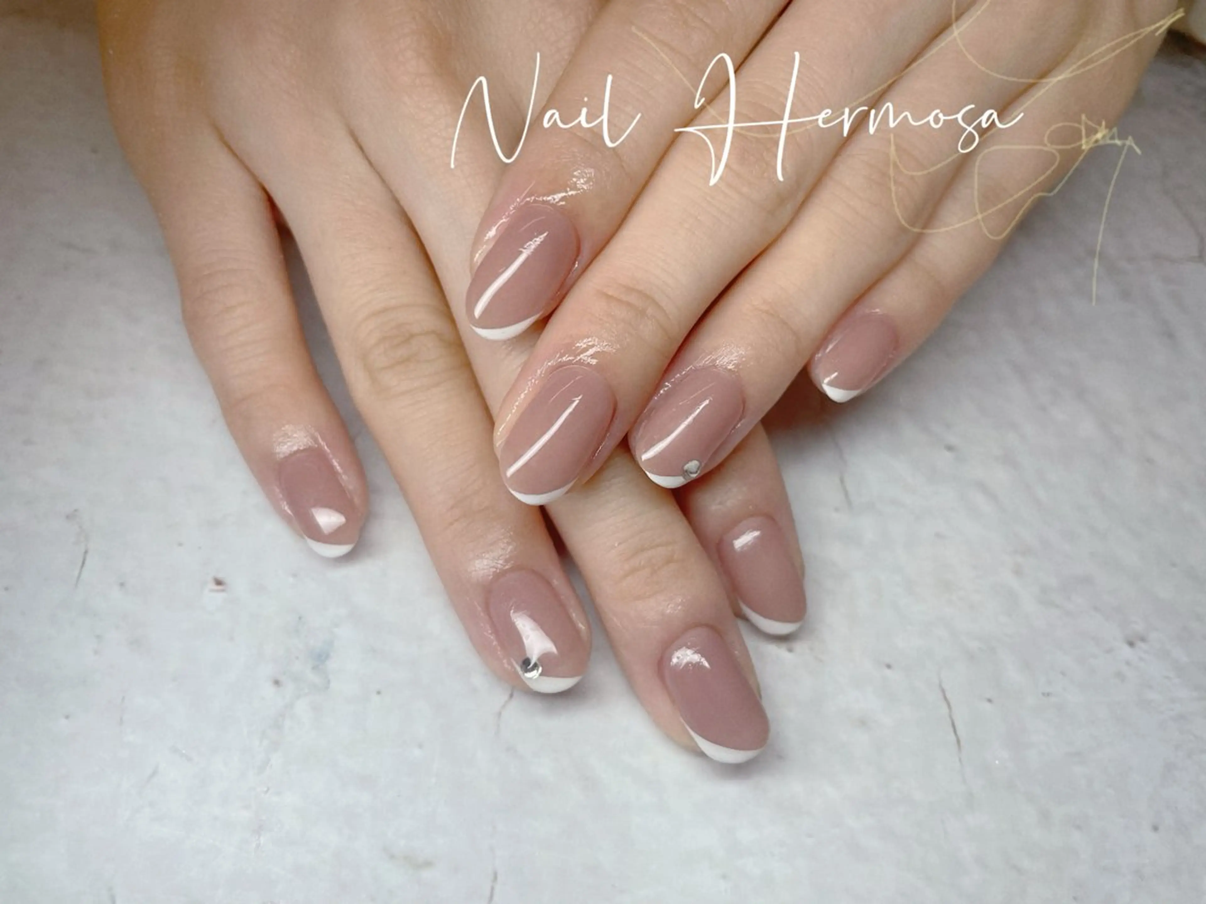 ネイル アートネイル ジェルネイル グラデーション マグネットネイル 持ち込み ハンドネイル エルモサ YURIKAのネイルデザイン