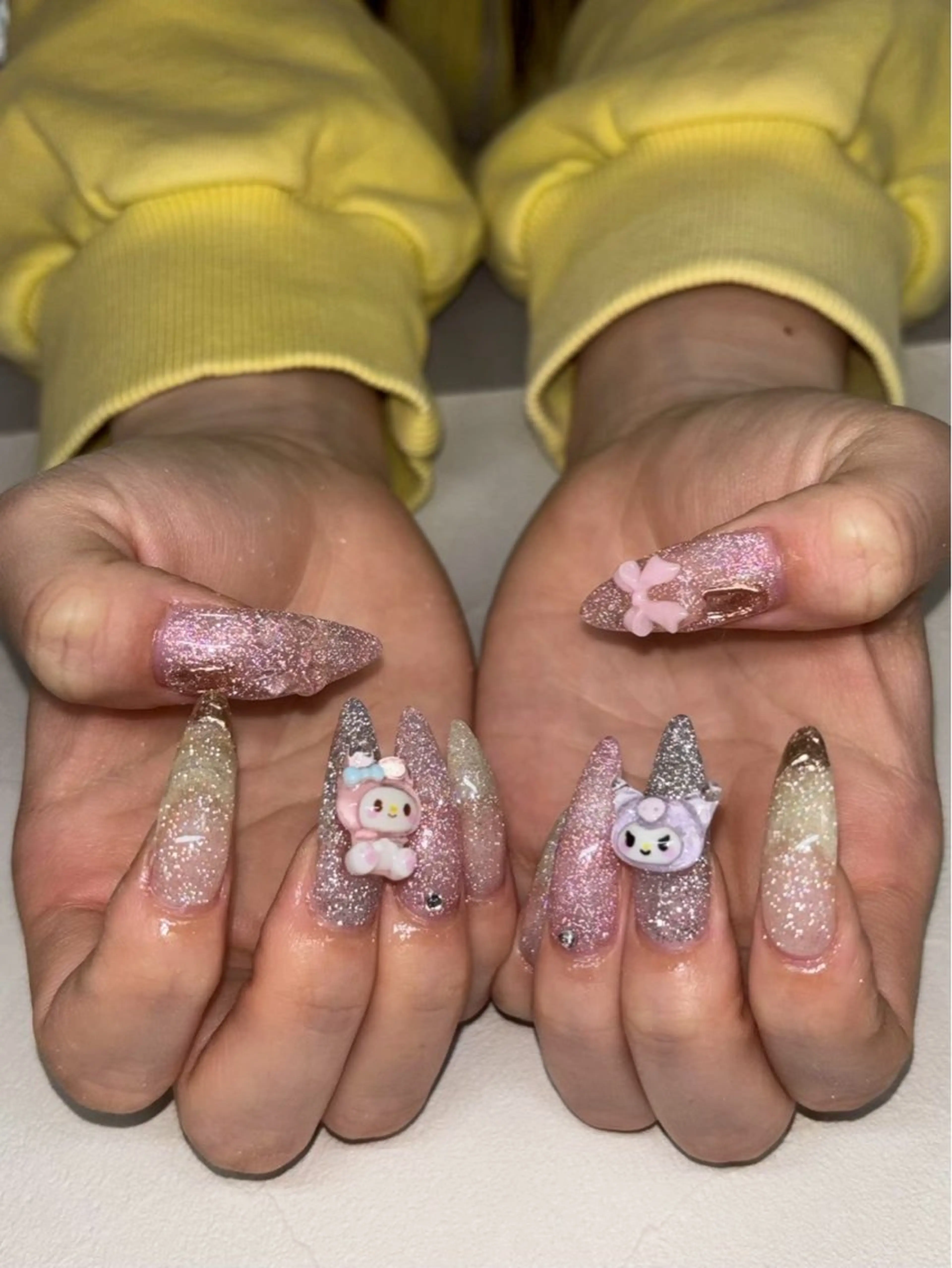 ネイル アートネイル フットネイル ジェルネイル 卒業式 マグネットネイル ハンドネイル lalaroom. nailsalon航空公園店所属・lala room.のネイルデザイン