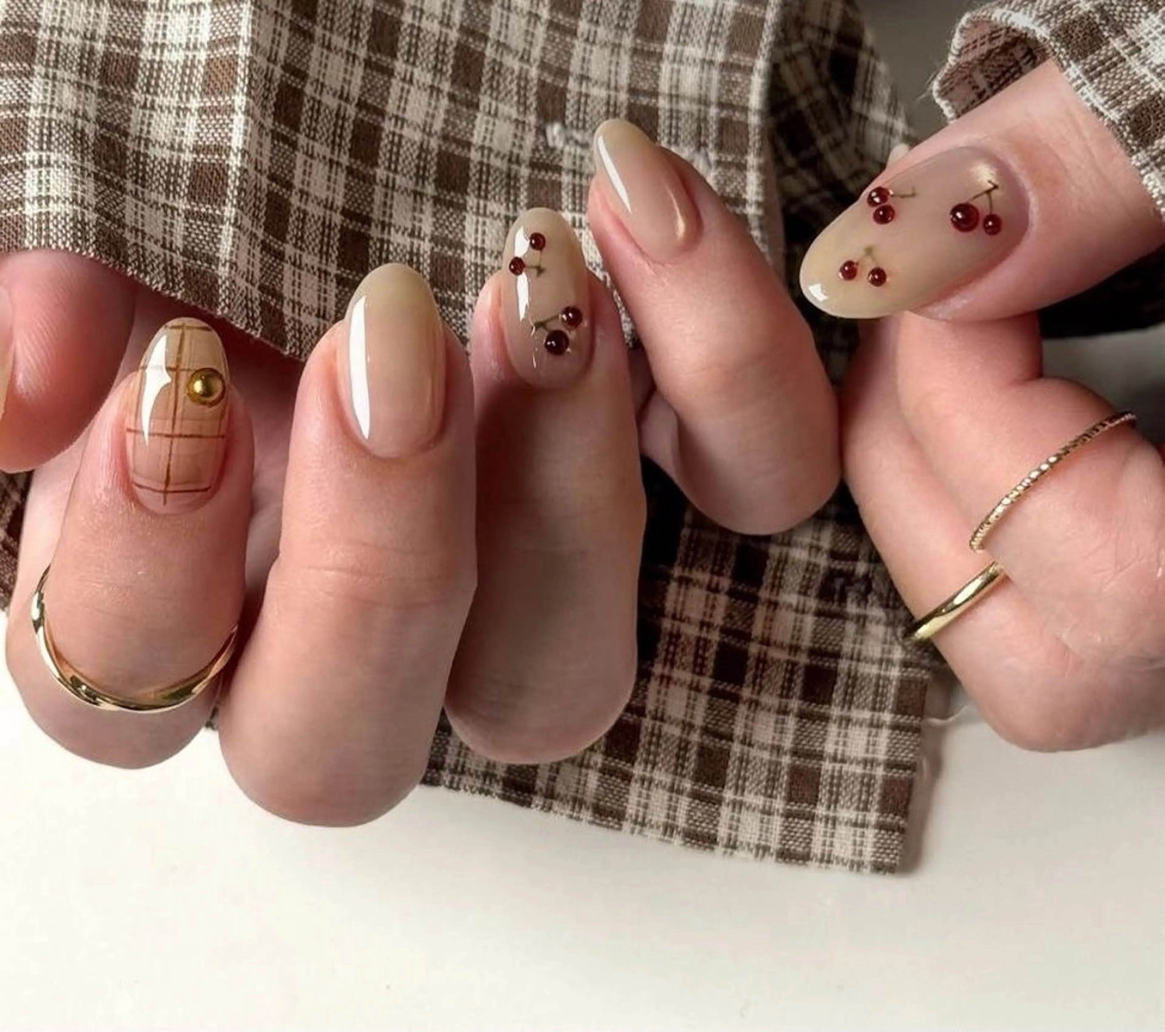 ネイル 韓国ネイル 持ち込み ニュアンスネイル ネイルチップ 冬ネイル RINN ANA.CHUOのネイルデザイン