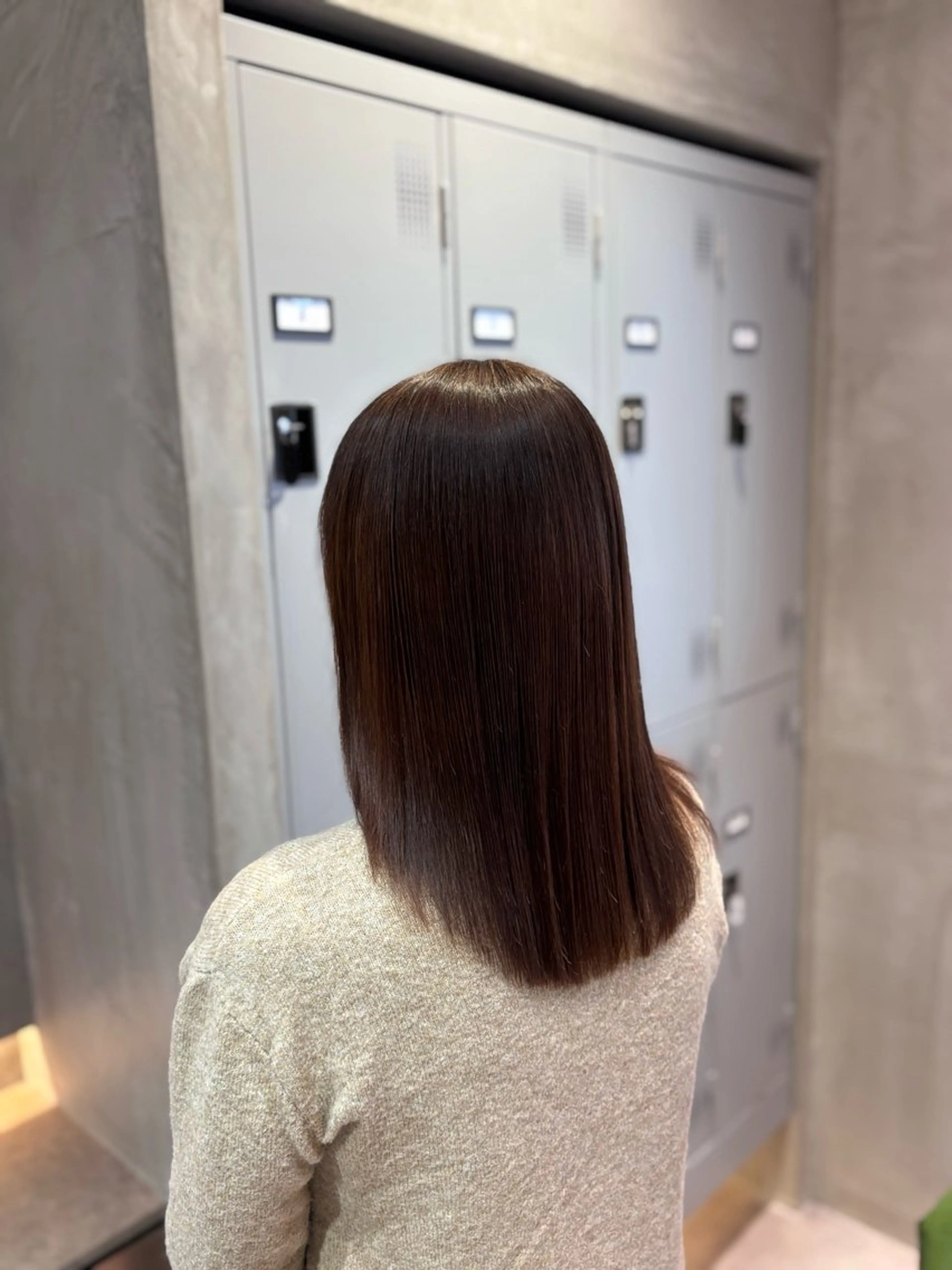 ミディアム カラー トリートメント overhair大久保所属・overhair : shinmaのヘアスタイル