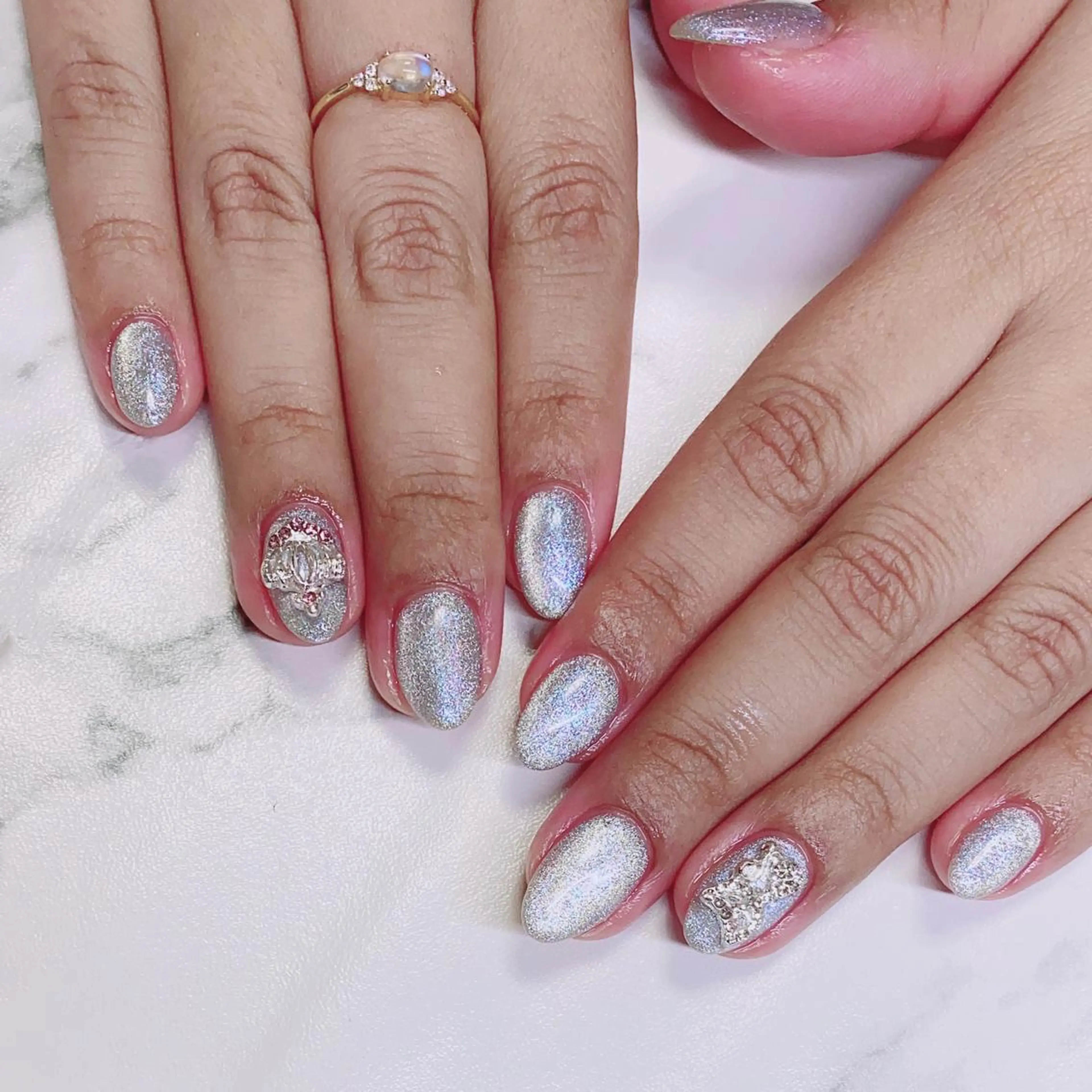 ロング カラー ネイル マグネットネイル Q Free nailsのネイルデザイン