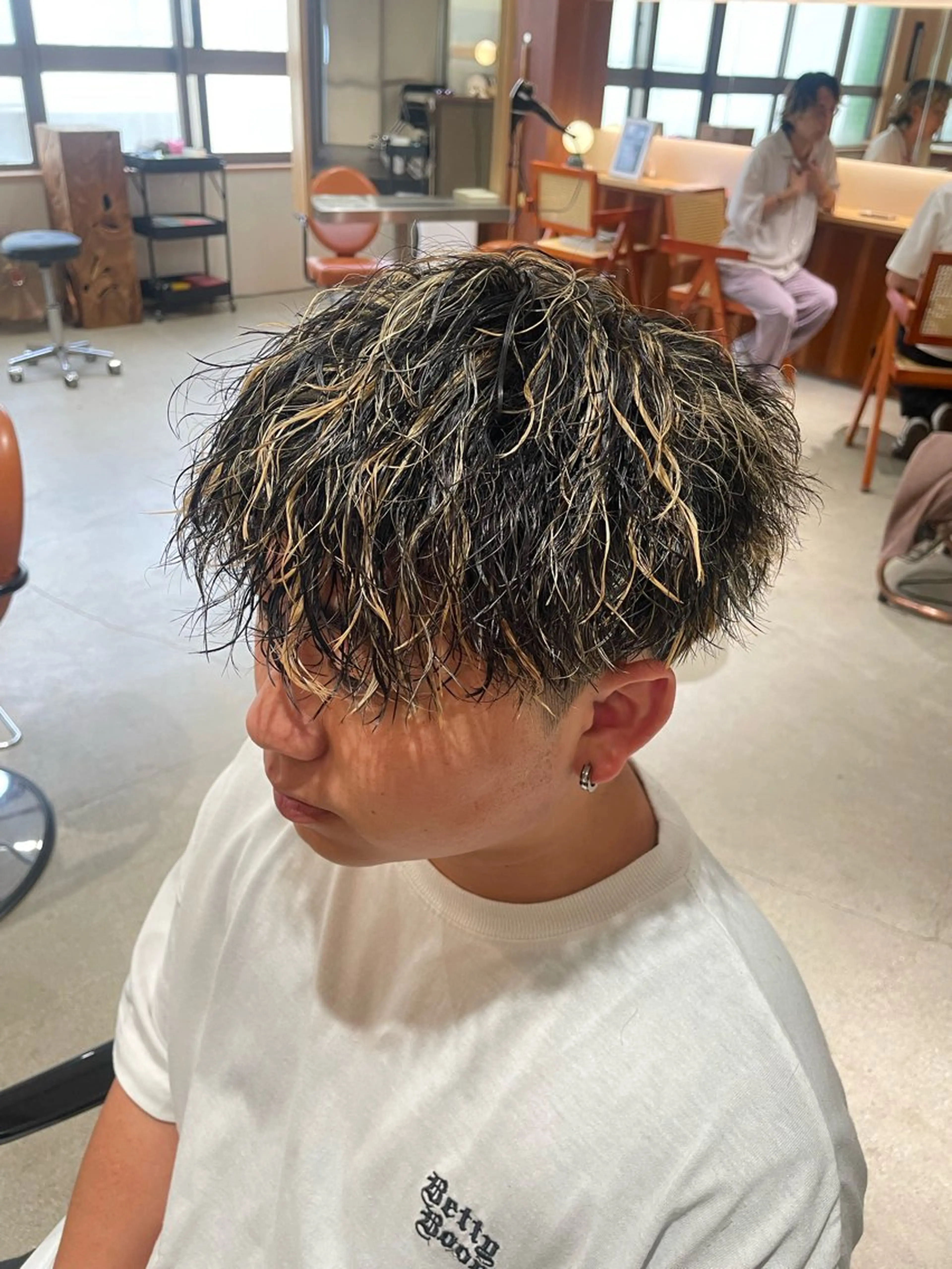 メンズ カット パーマ itsuki ／ 曲がる縮毛矯正のヘアスタイル