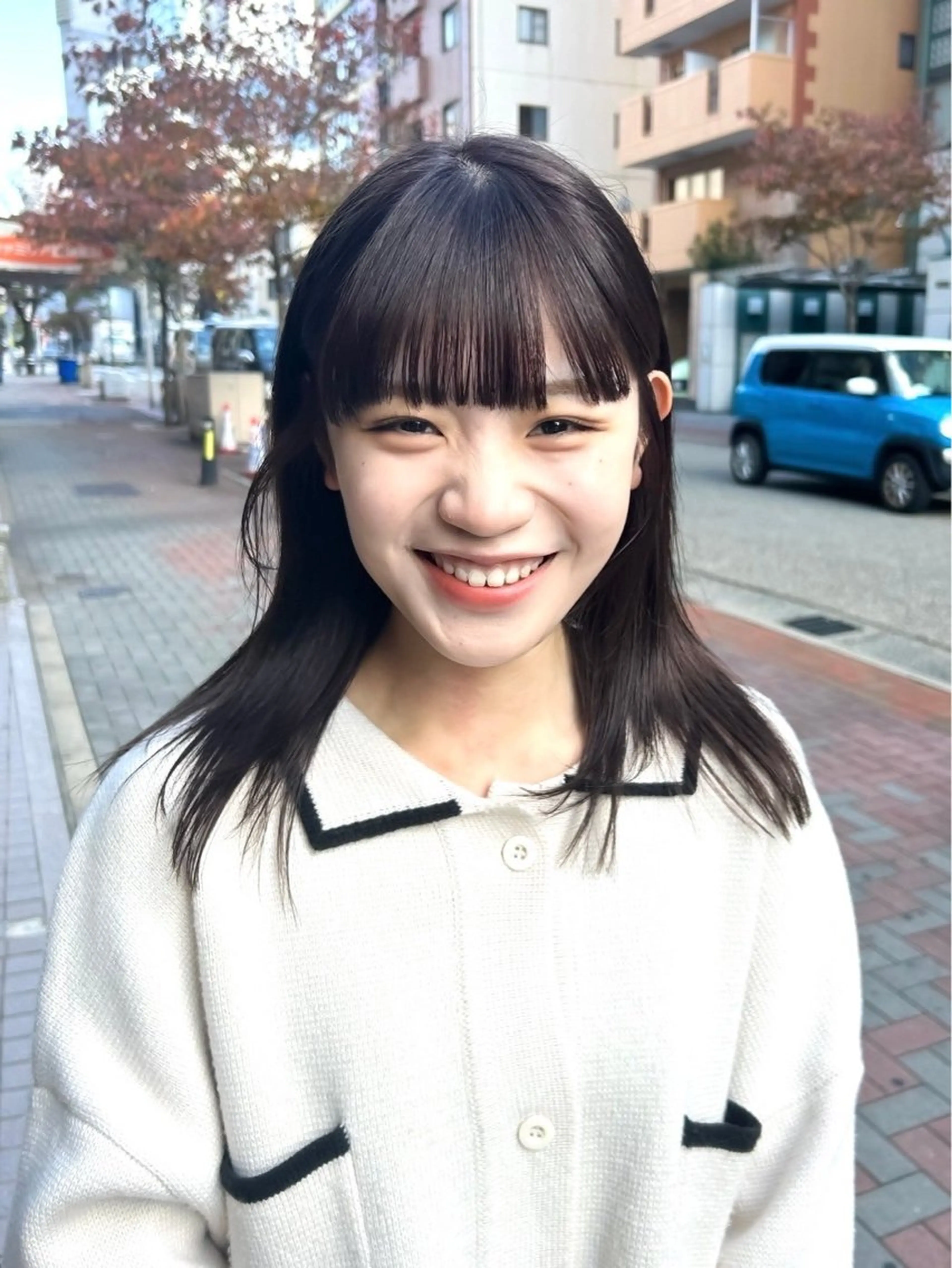 ミディアム カラー カット ヘアカラー トリートメント ハイトーン/ウルフ/ レイヤー/Asukaのヘアスタイル