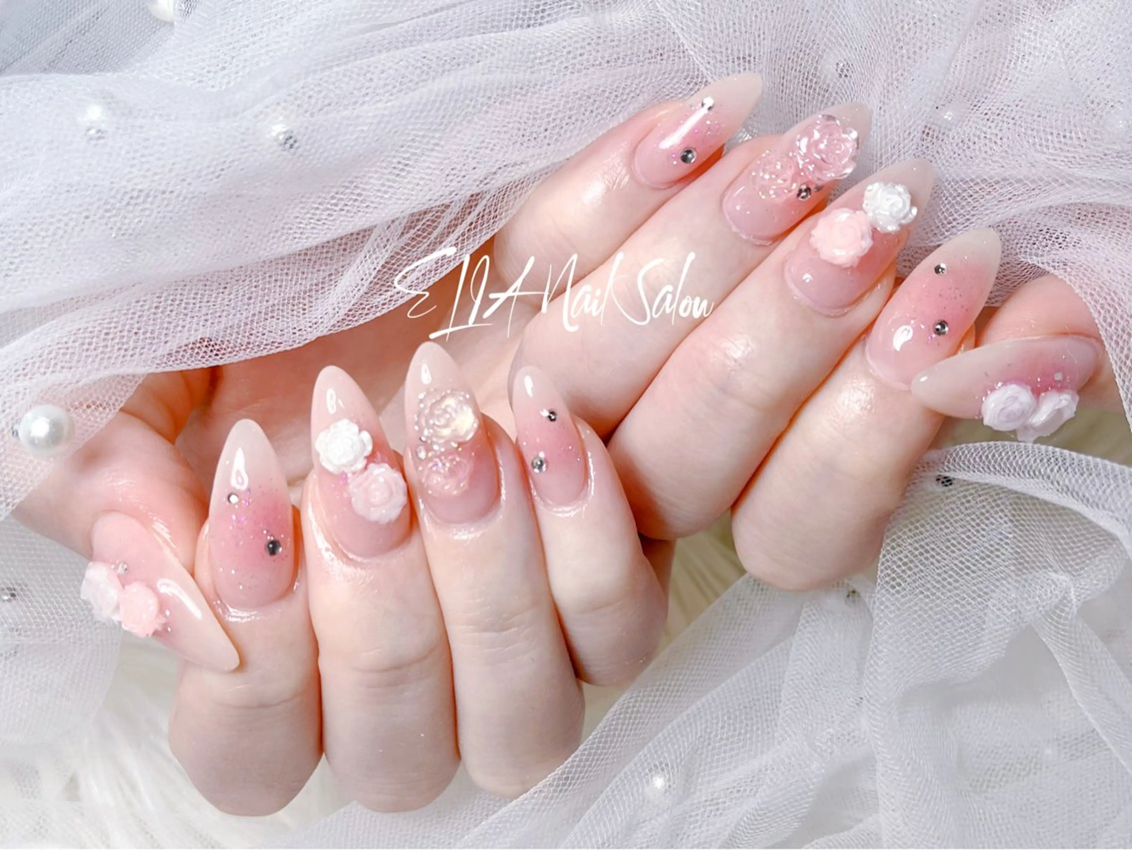 ミディアム cici nailのネイルデザイン