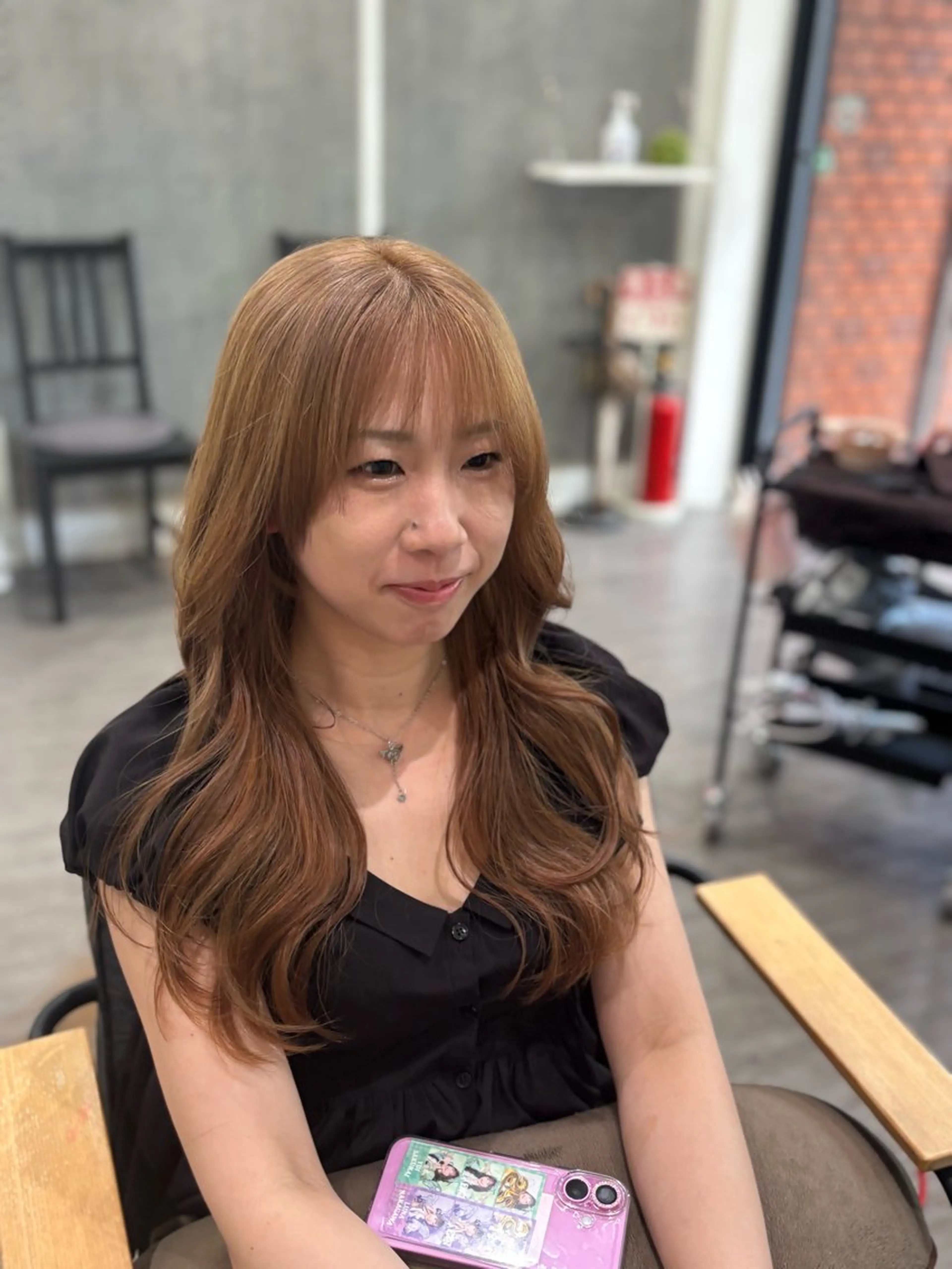 セミロング カラー ブリーチ 韓国風ヘア レイヤーカット カット ヘアカラー cocotte宜喜 弘希のヘアスタイル