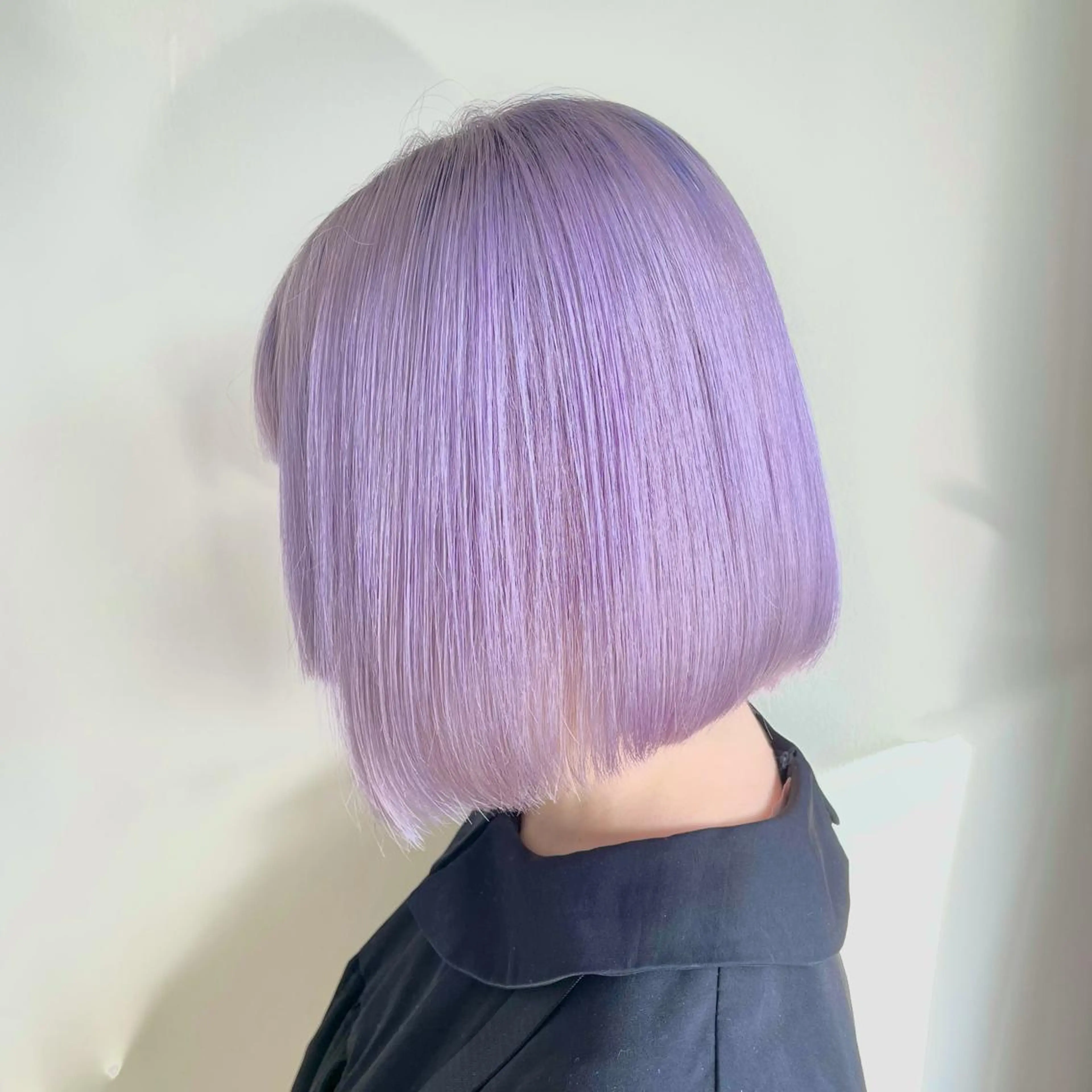 ショート カラー ブリーチ バイオレットカラー ✅ケアブリーチ✅ トヨオカ ノブヒデのヘアスタイル