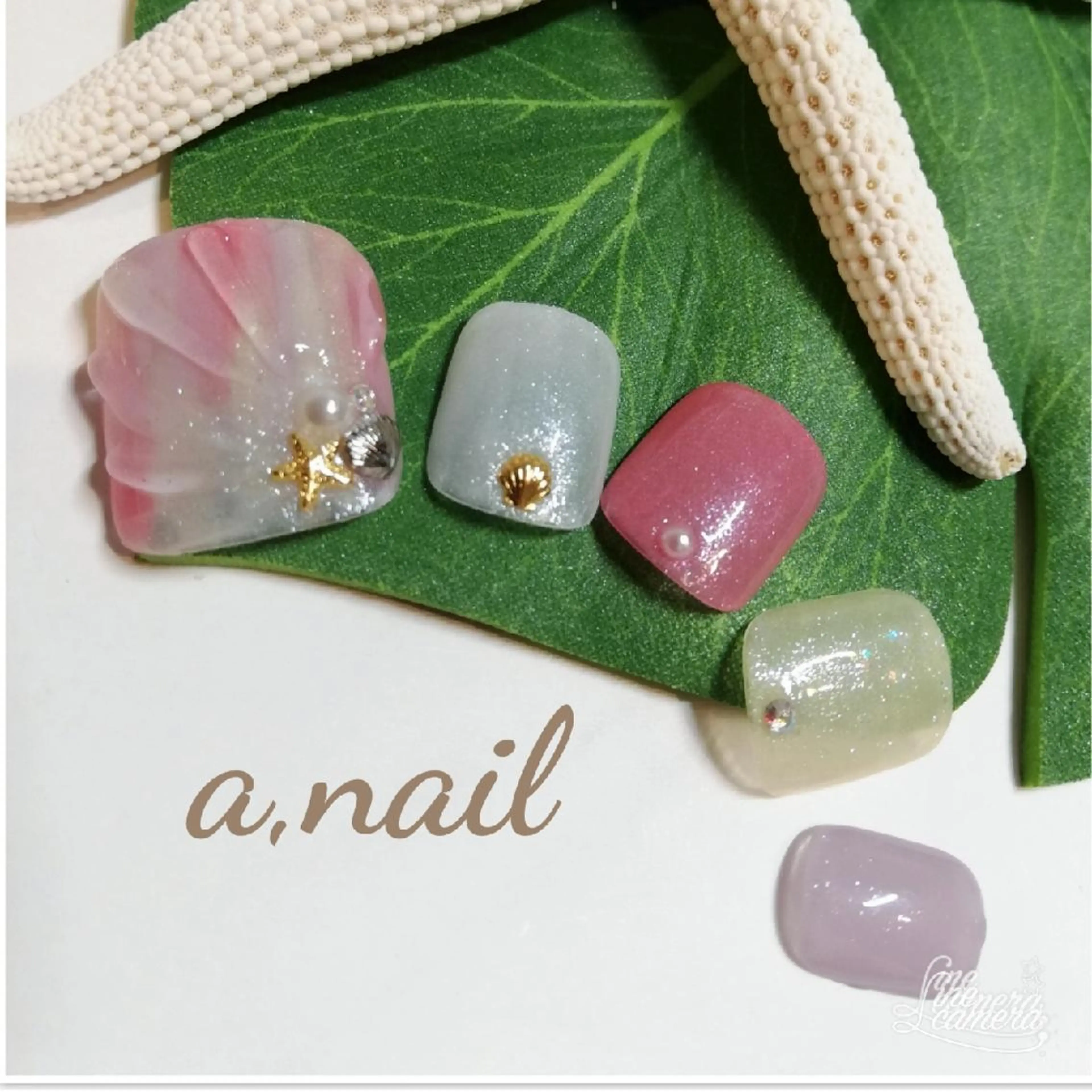 ネイル フットネイル フットネイル ネイルサロン エーネイルのネイルデザイン