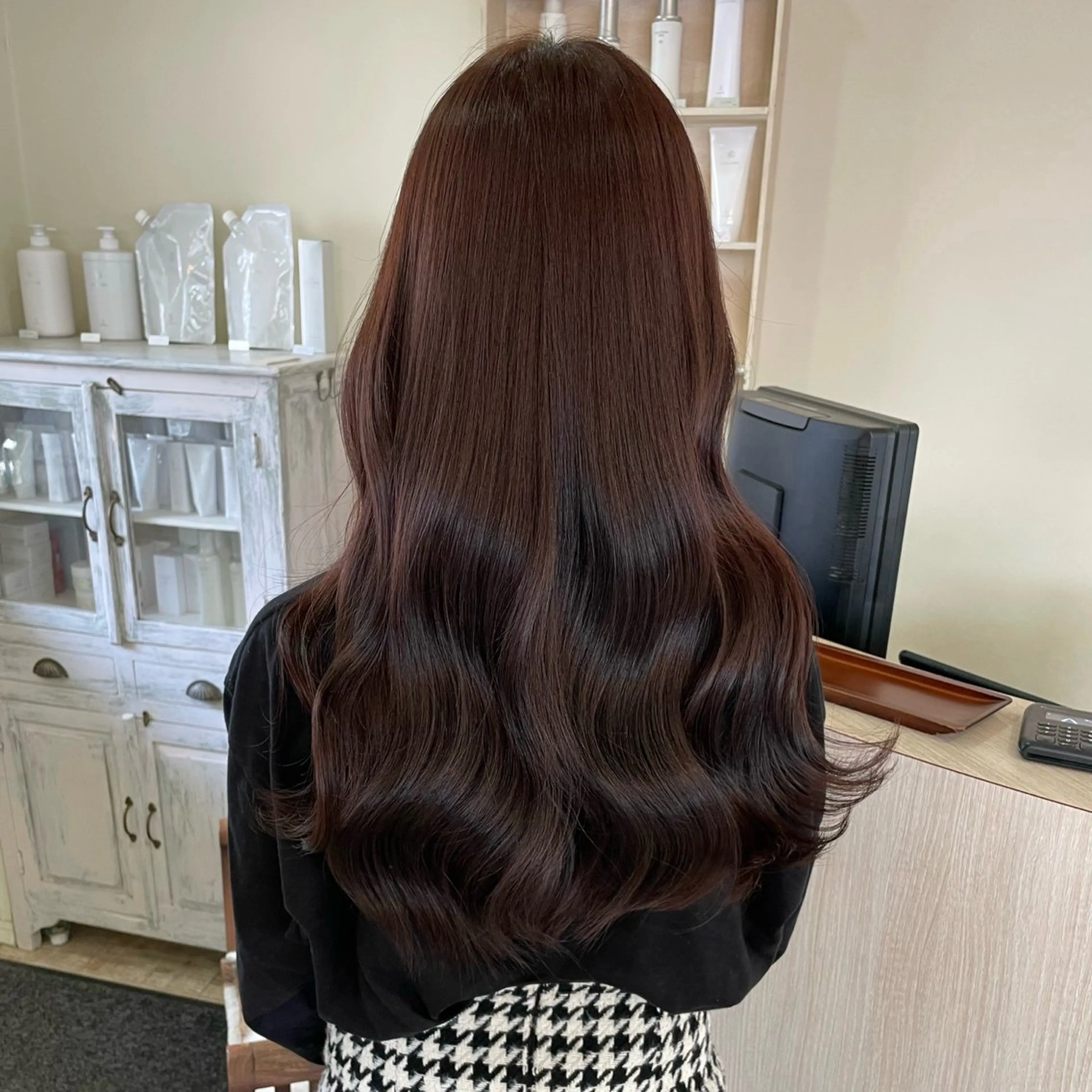 ロング ピンクブラウン カット ヘアカラー トリートメント 【髪質改善】 Wakanaのヘアスタイル