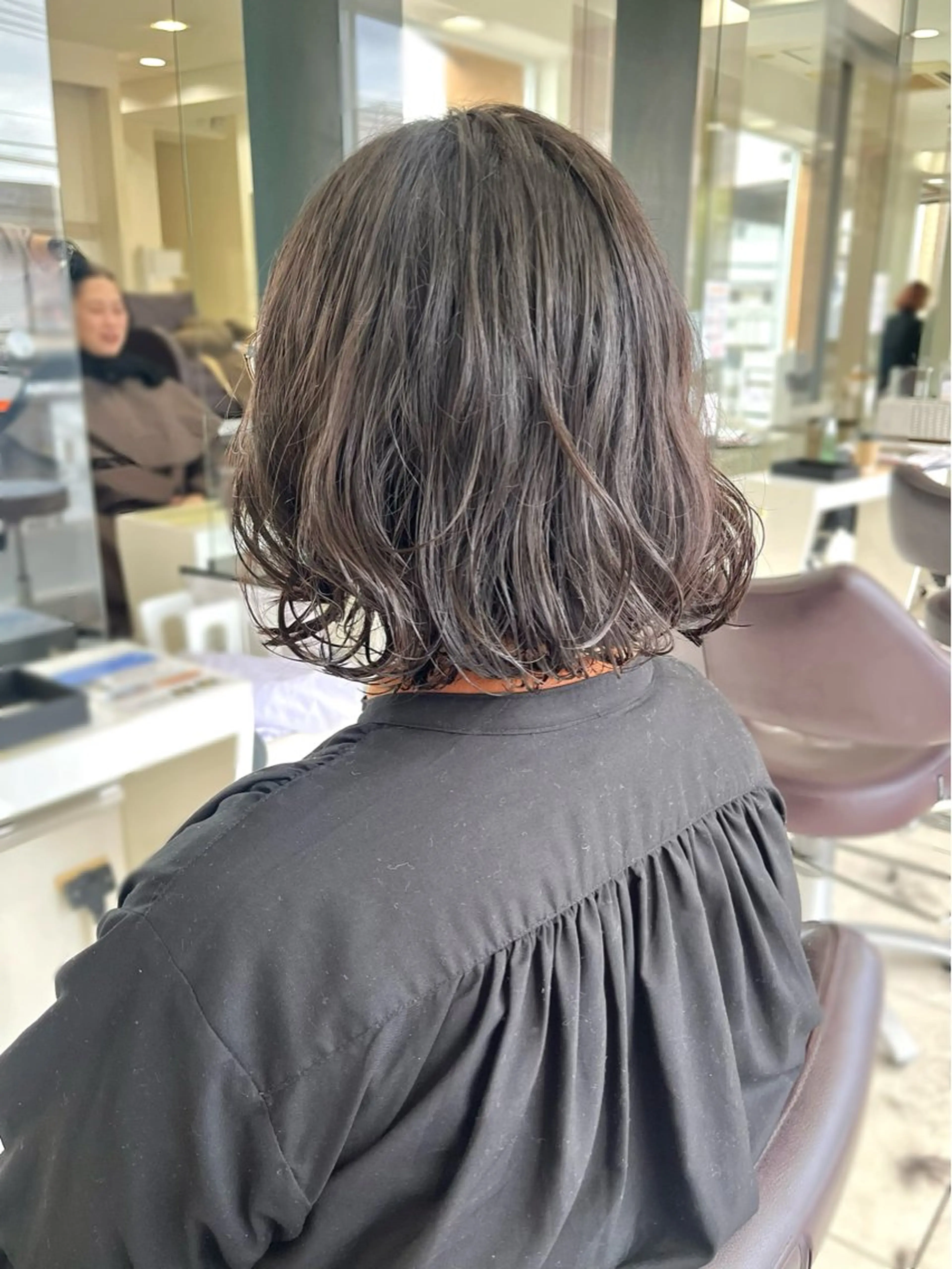 ミディアム パーマ 赤みなしカラー/梅田 /レイヤー/IORIのヘアスタイル