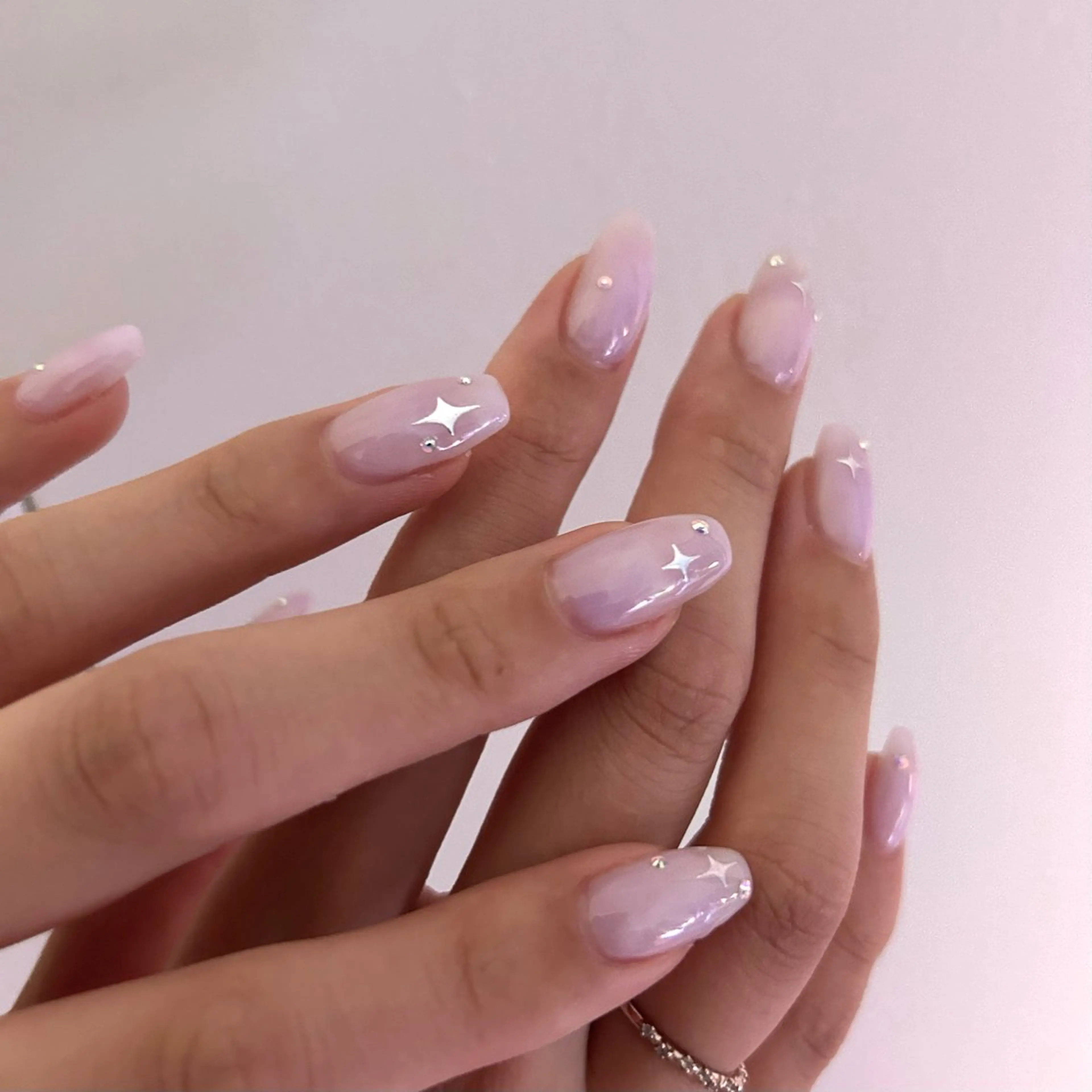 ネイル mikoto 🎀 韓国ネイルのネイルデザイン