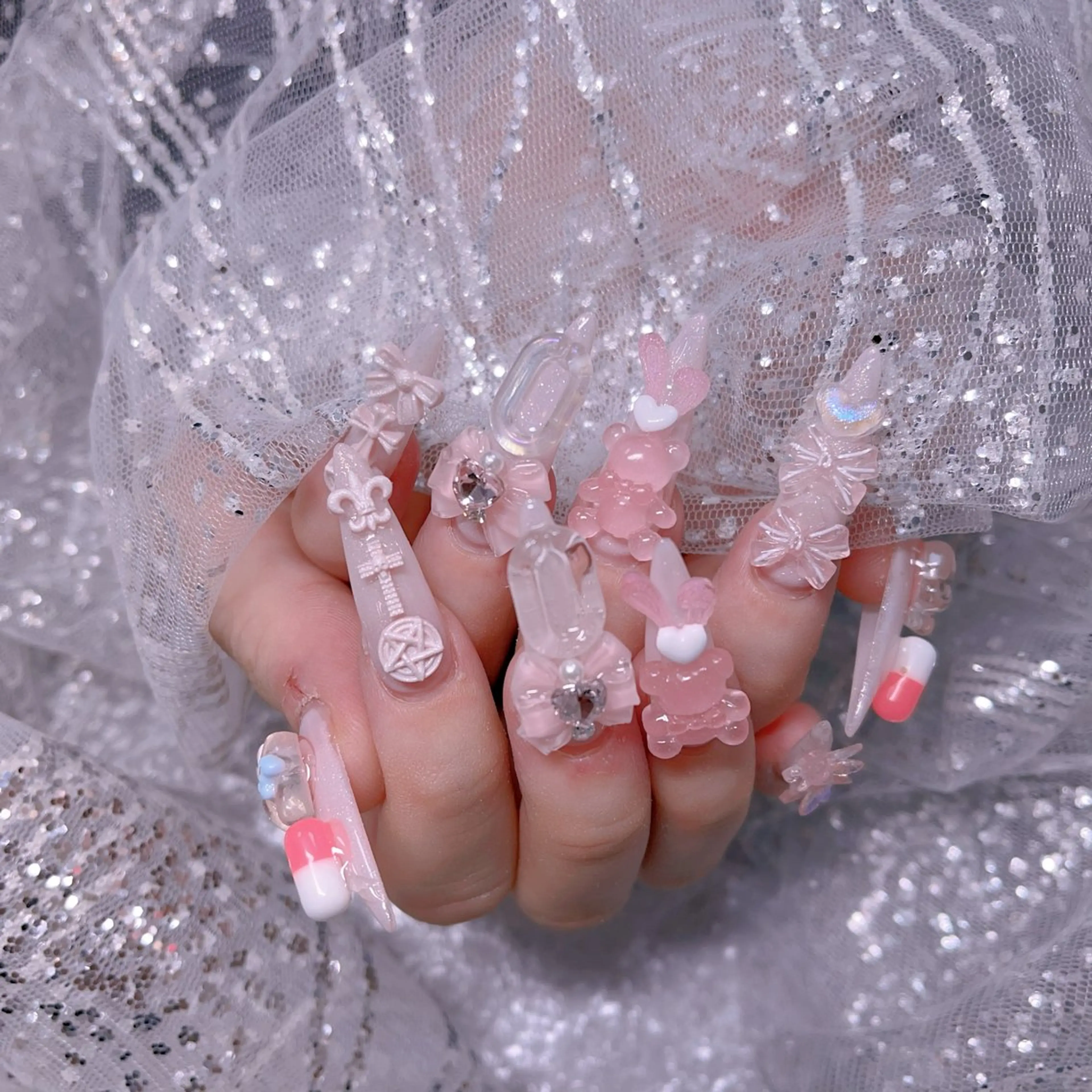 メンズ ネイル アートネイル フレンチネイル ジェルネイル キラキラネイル パラジェル ハンドネイル Bloom スカルプ専門店のネイルデザイン