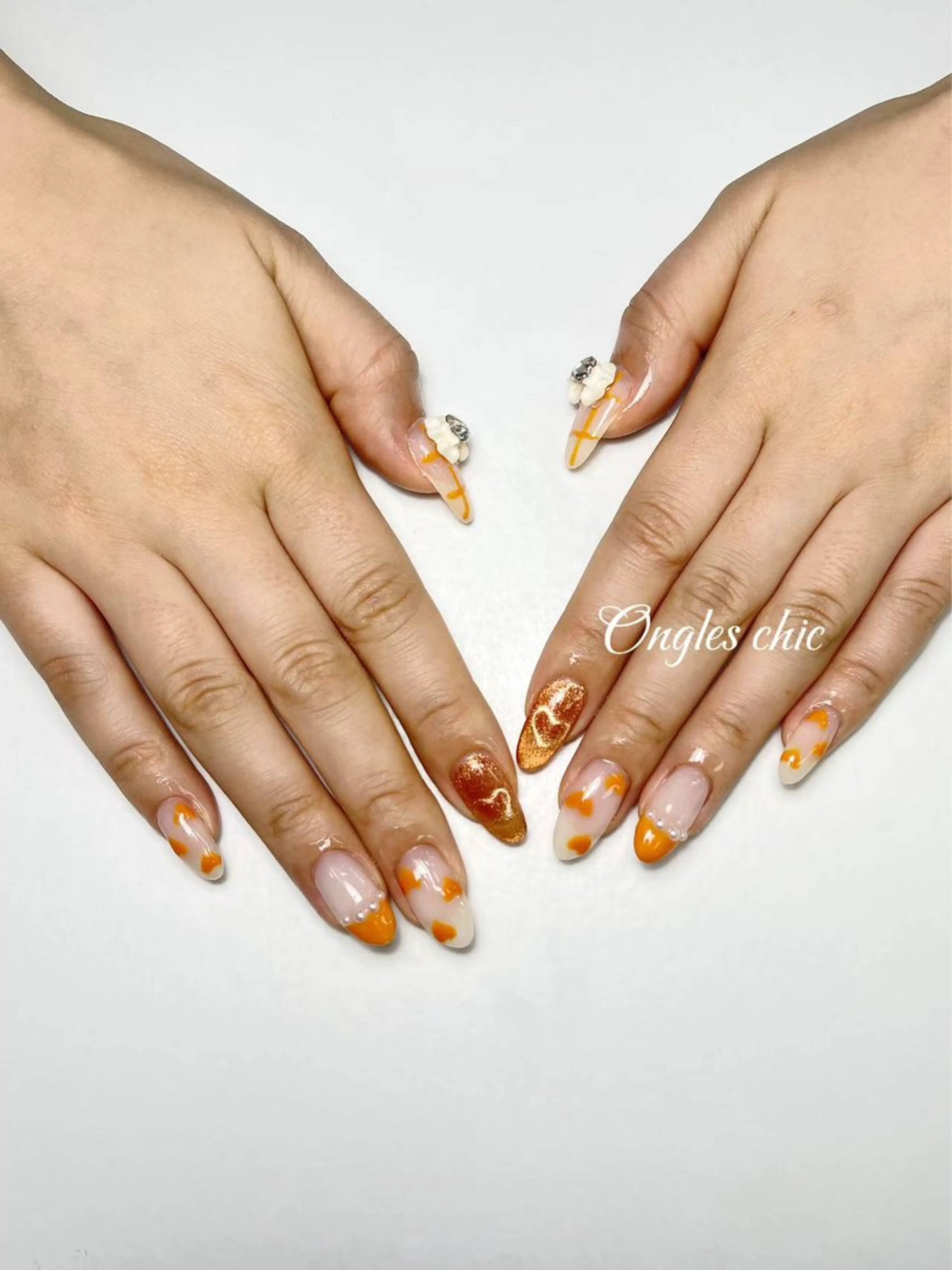 ネイル ハンドネイル ongles chicのネイルデザイン