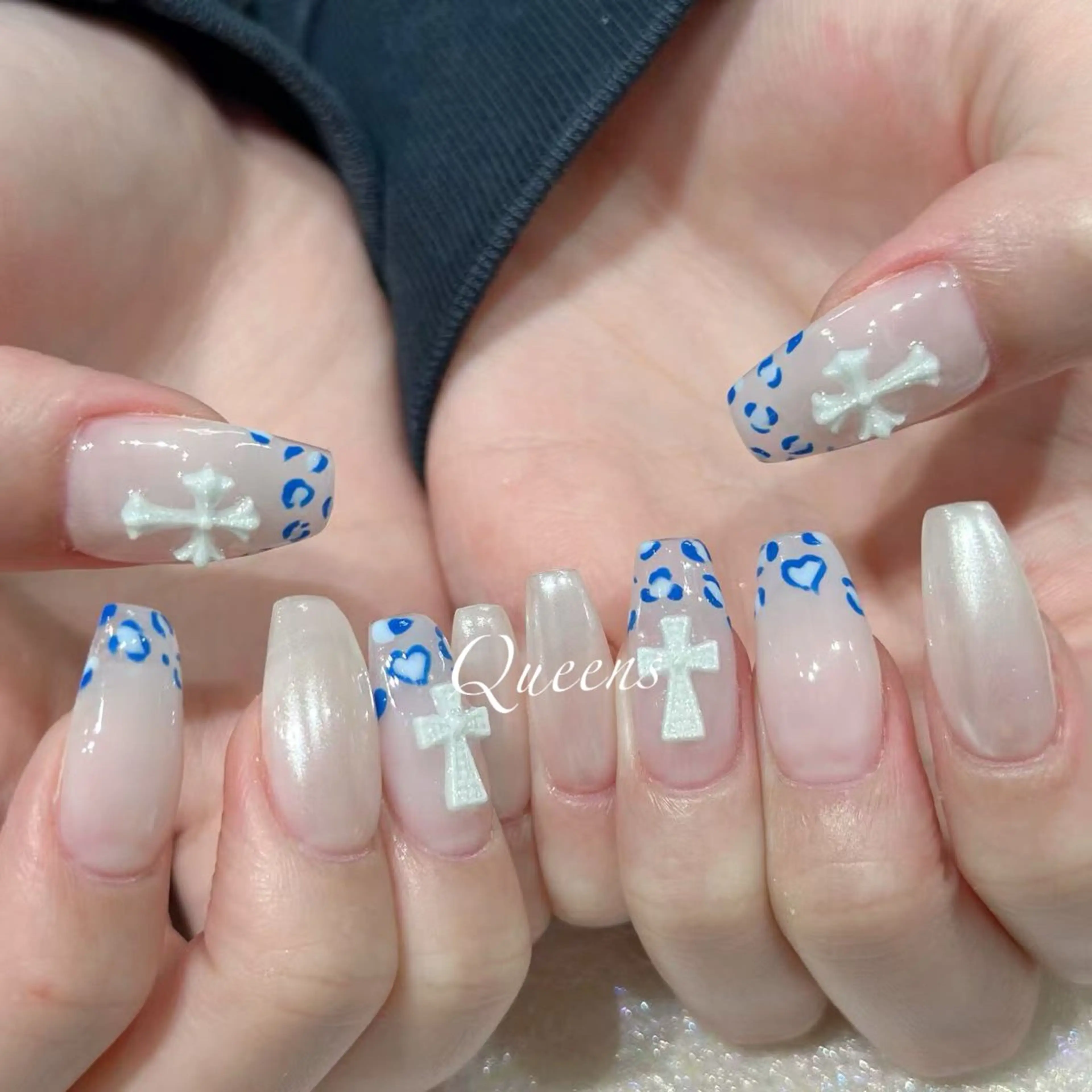 ネイル ハンドネイル Queens ひなのネイルデザイン