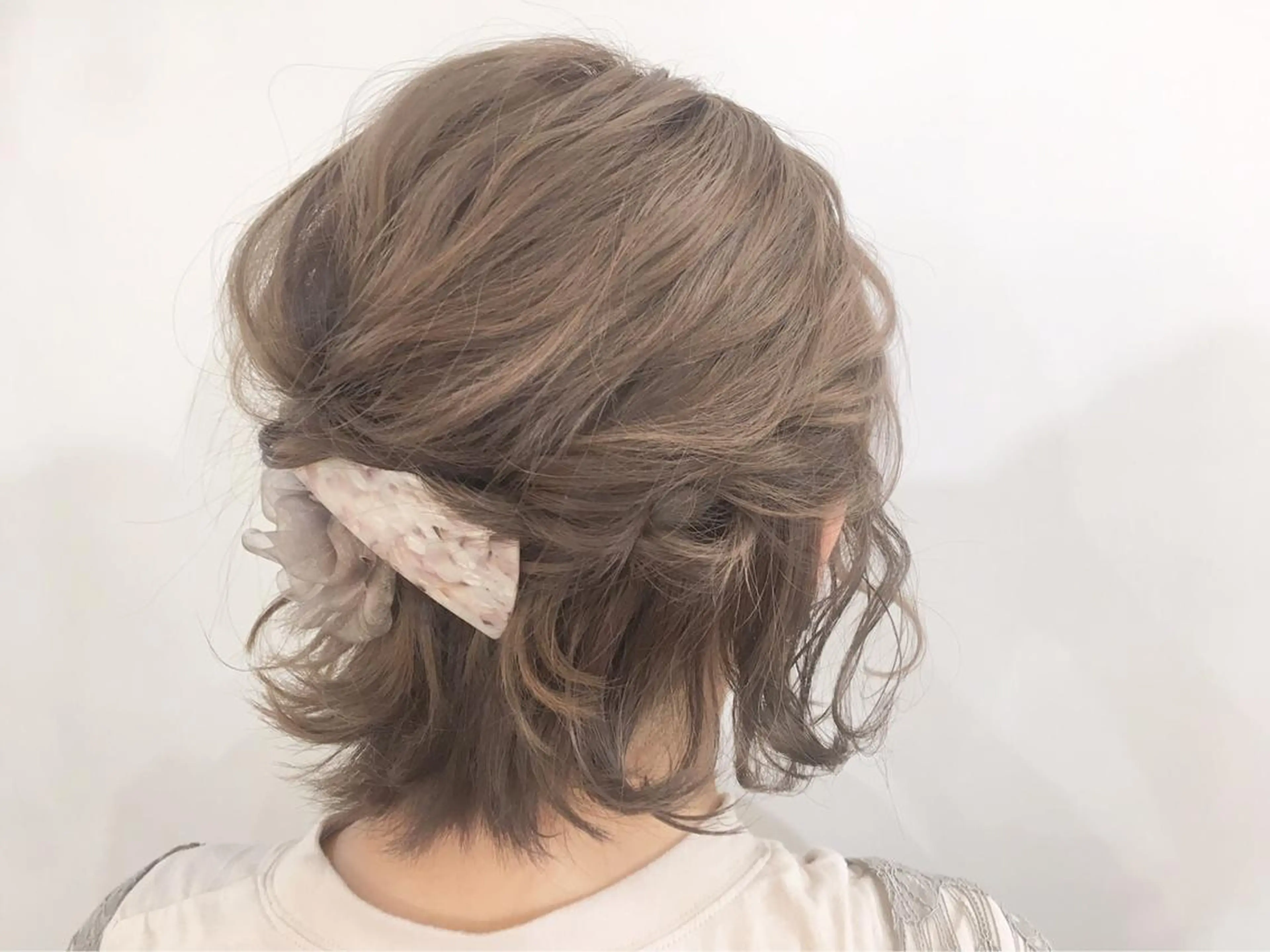 ミディアム カラー ヘアアレンジ アッシュ ショートボブ💗 ヤマネシオリのヘアスタイル