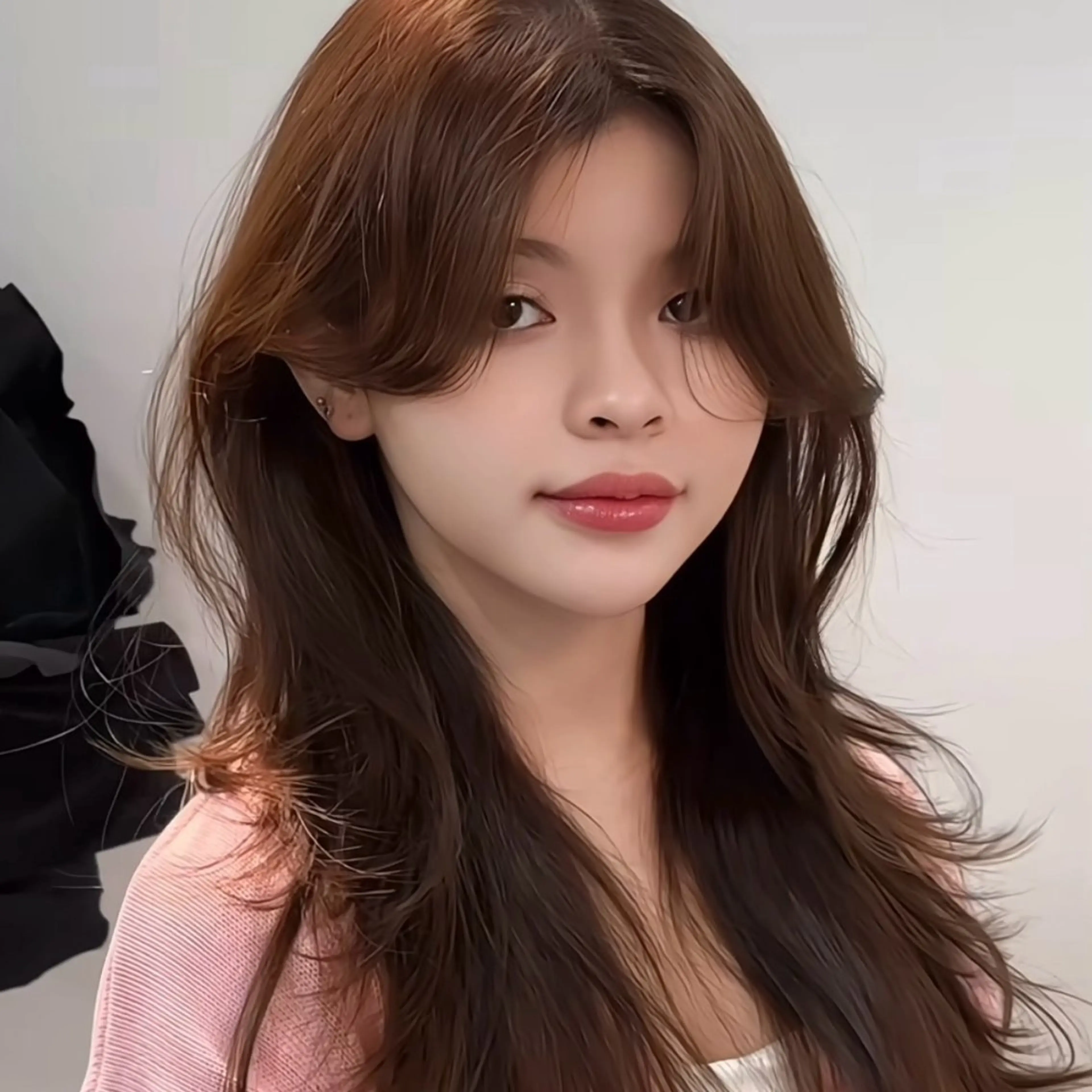 セミロング SHIN レイヤー‪‪カットのヘアスタイル