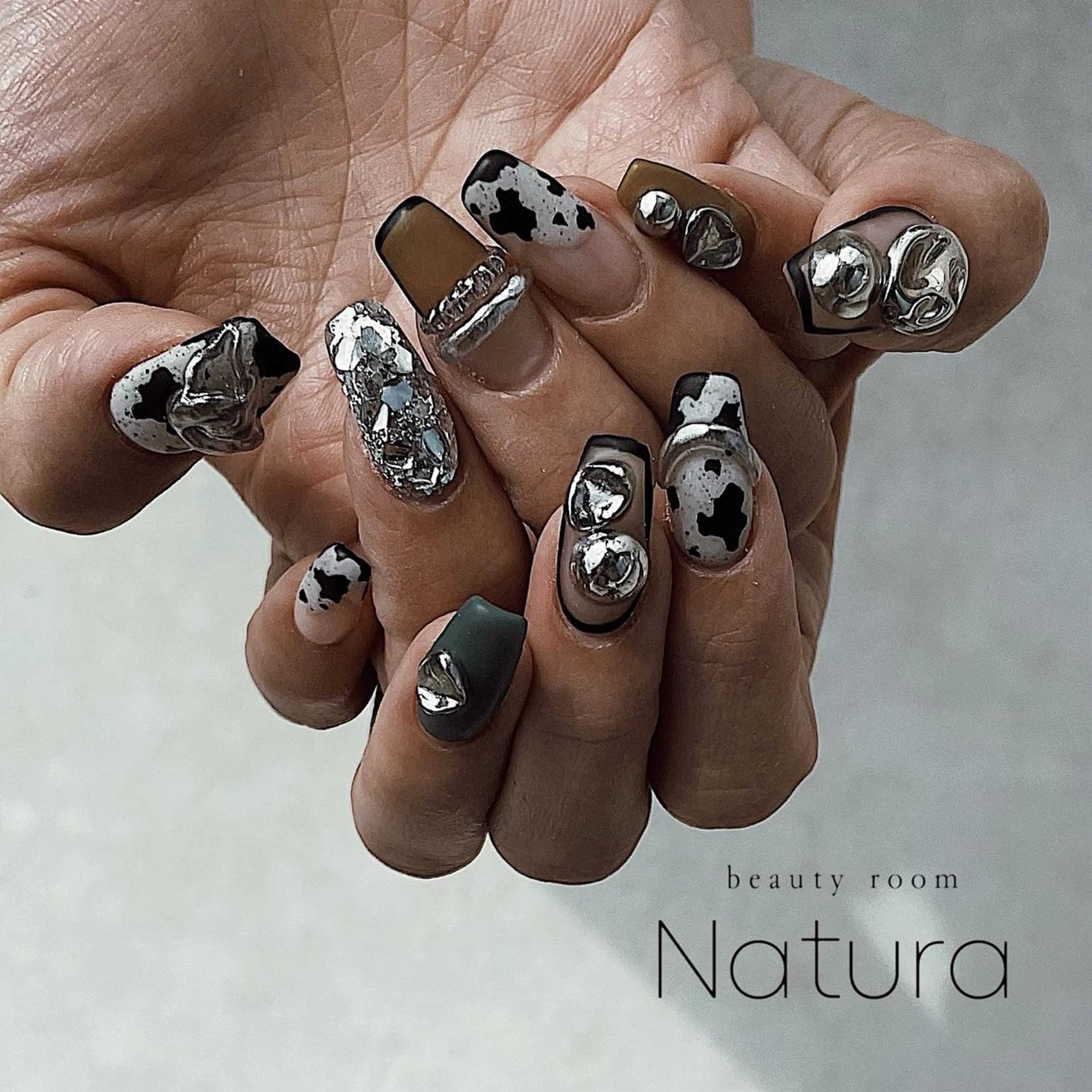 ネイル ハンドネイル beautyroom Naturaのネイルデザイン