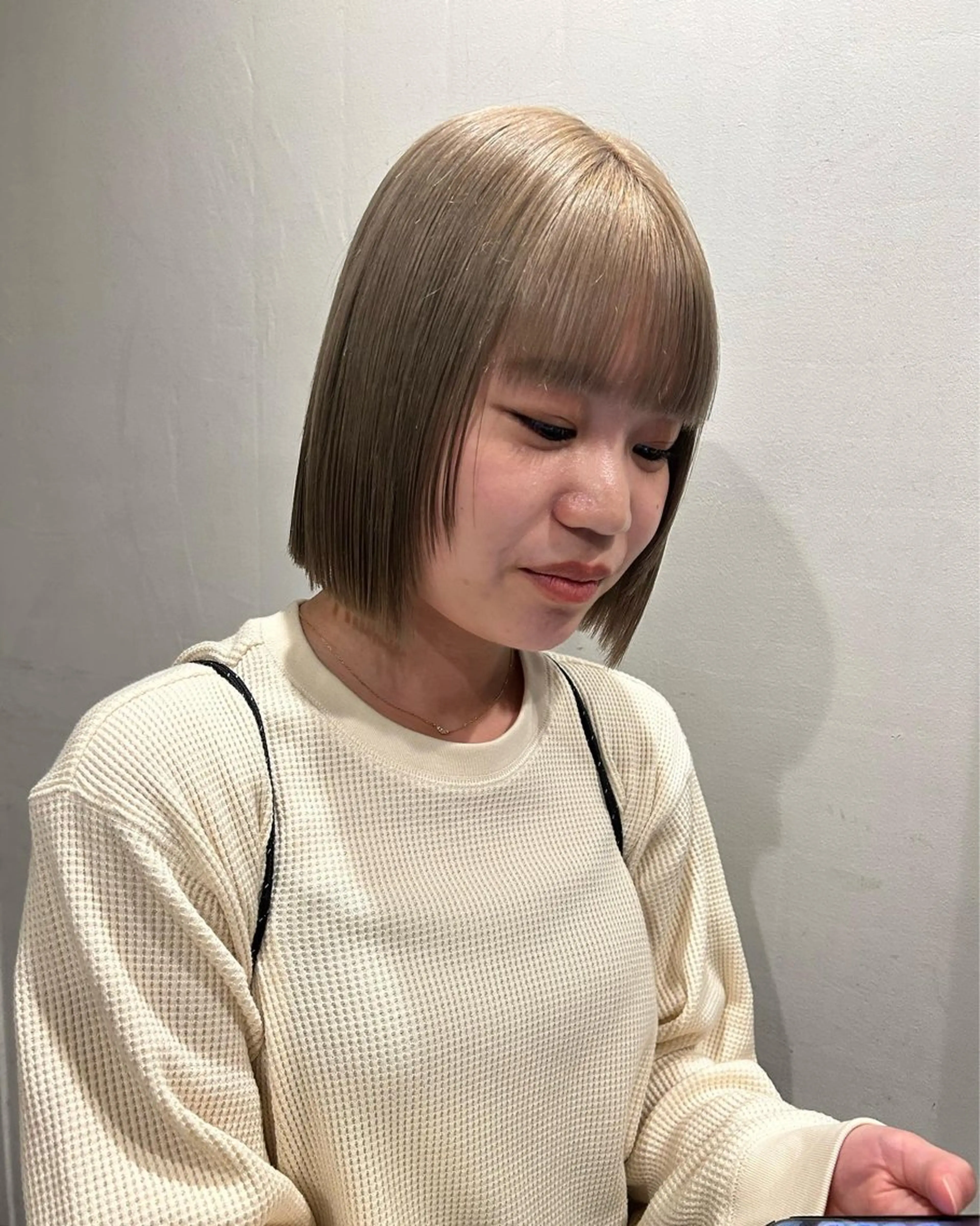 ショート ボブ hen所属・心斎橋/レイヤー/ ブリーチ/モエのヘアスタイル