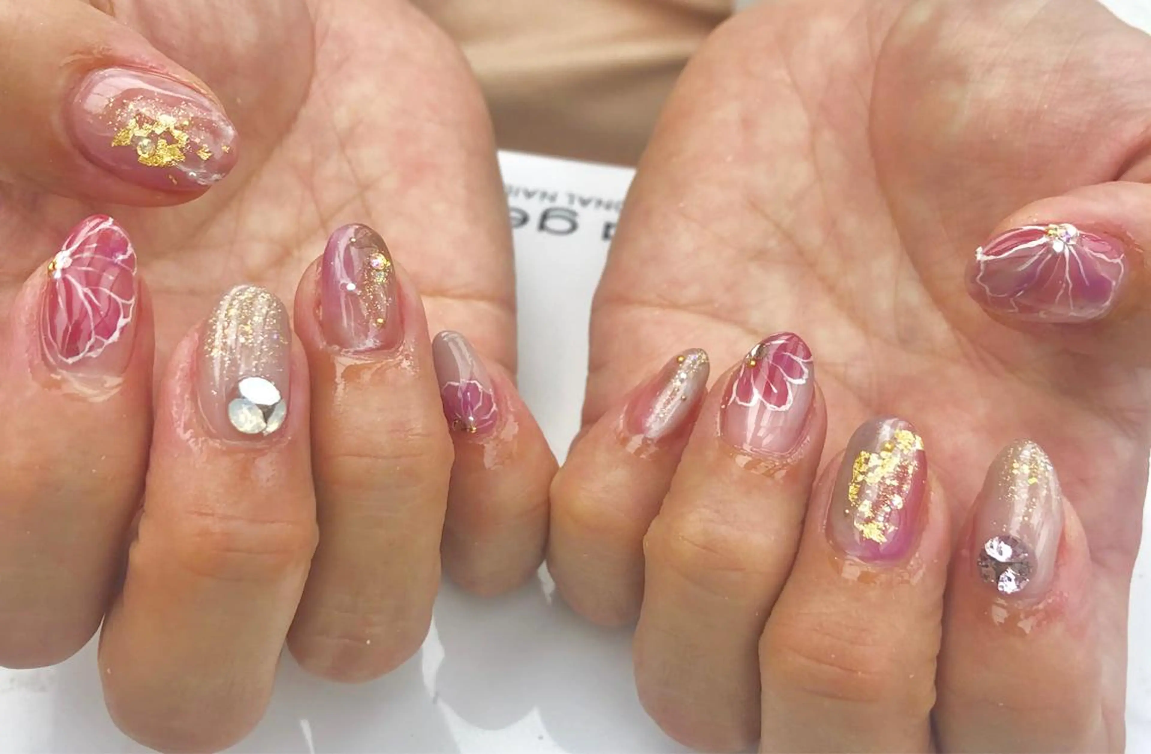 ネイル nuk.所属・坂本 萌のネイルデザイン