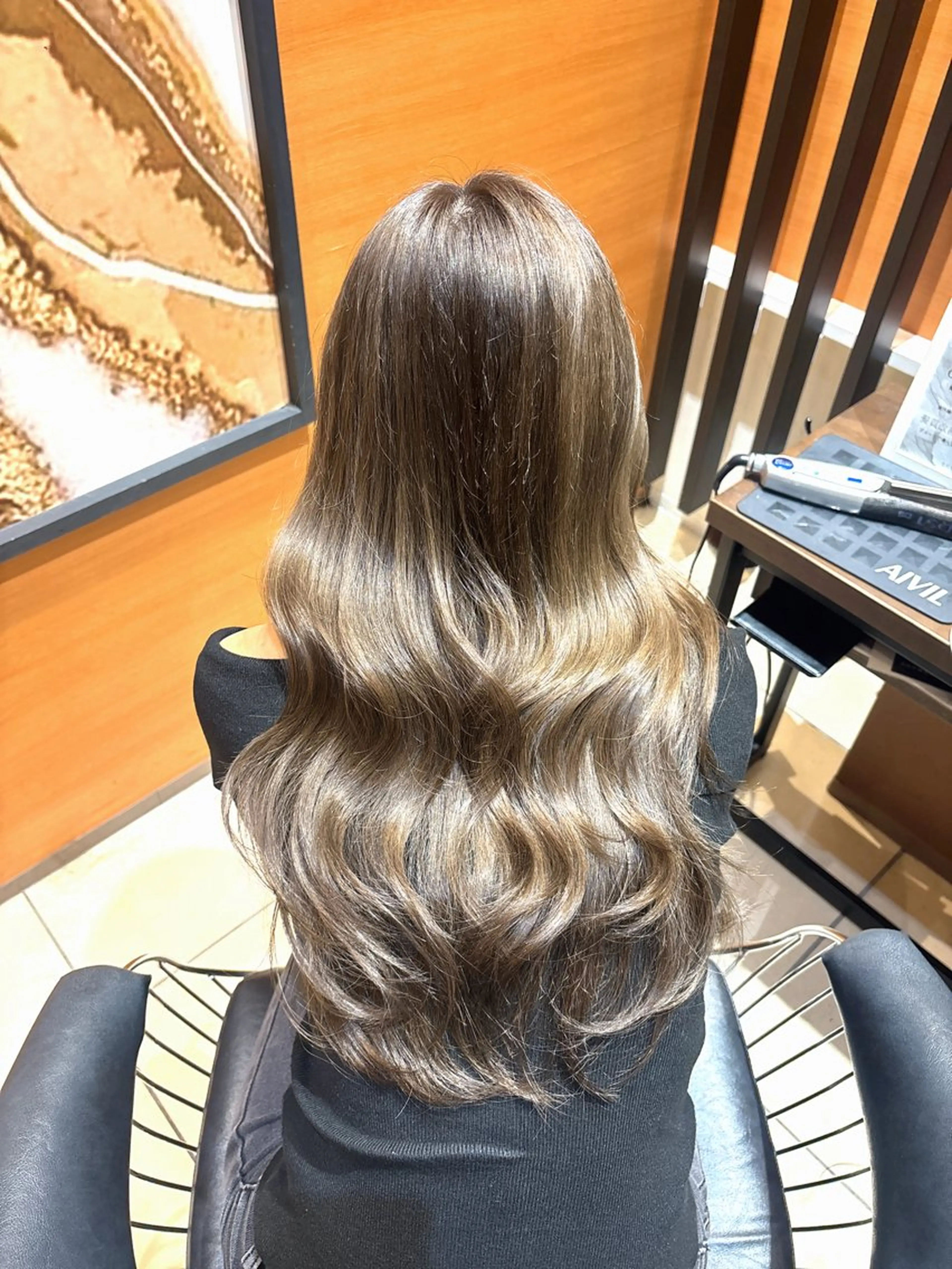 ロング カラー ブラウンカラー カット ヘアカラー いお/暖色カラー /髪質改善のヘアスタイル