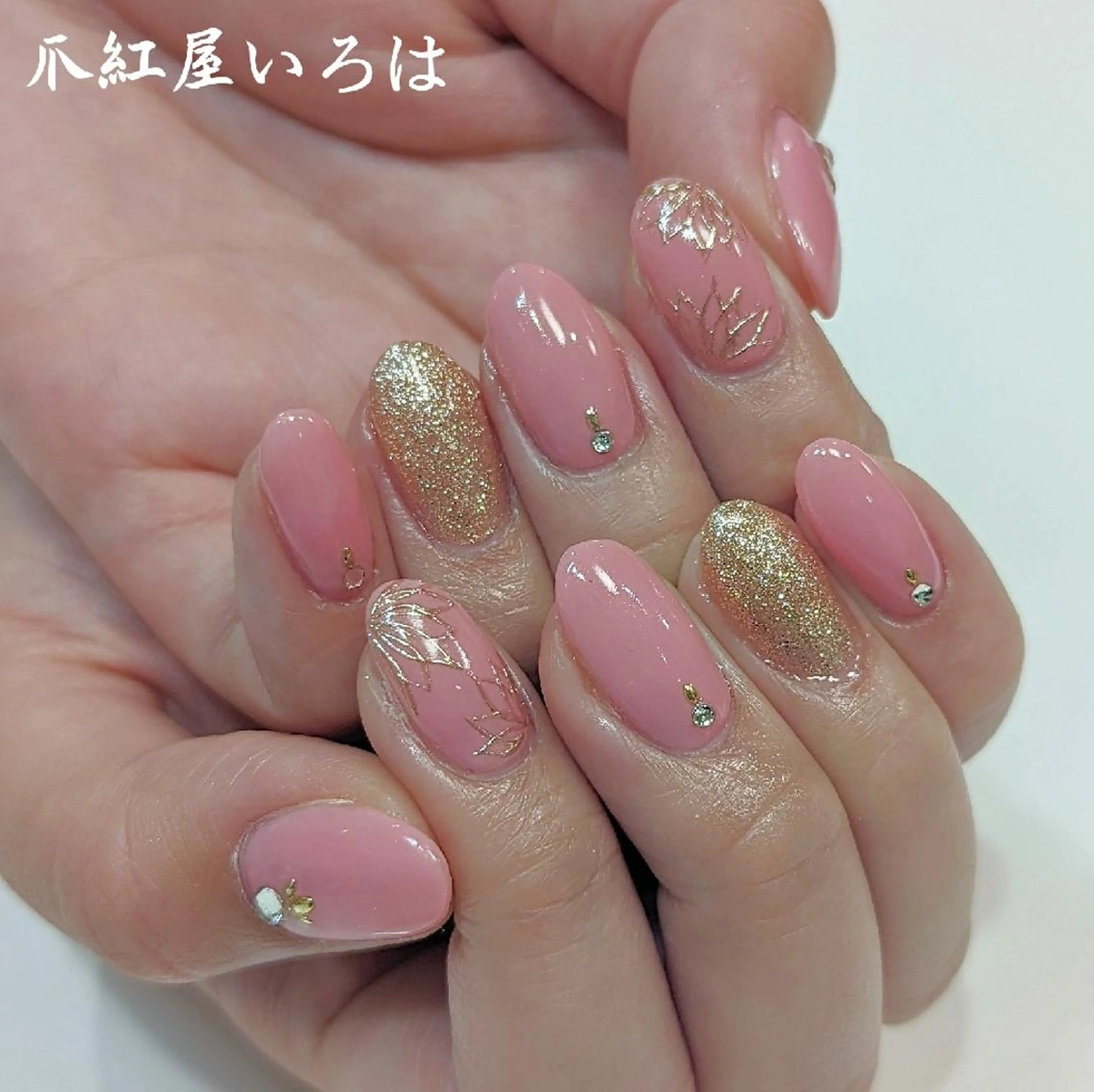 ネイル 爪紅屋 いろはのネイルデザイン