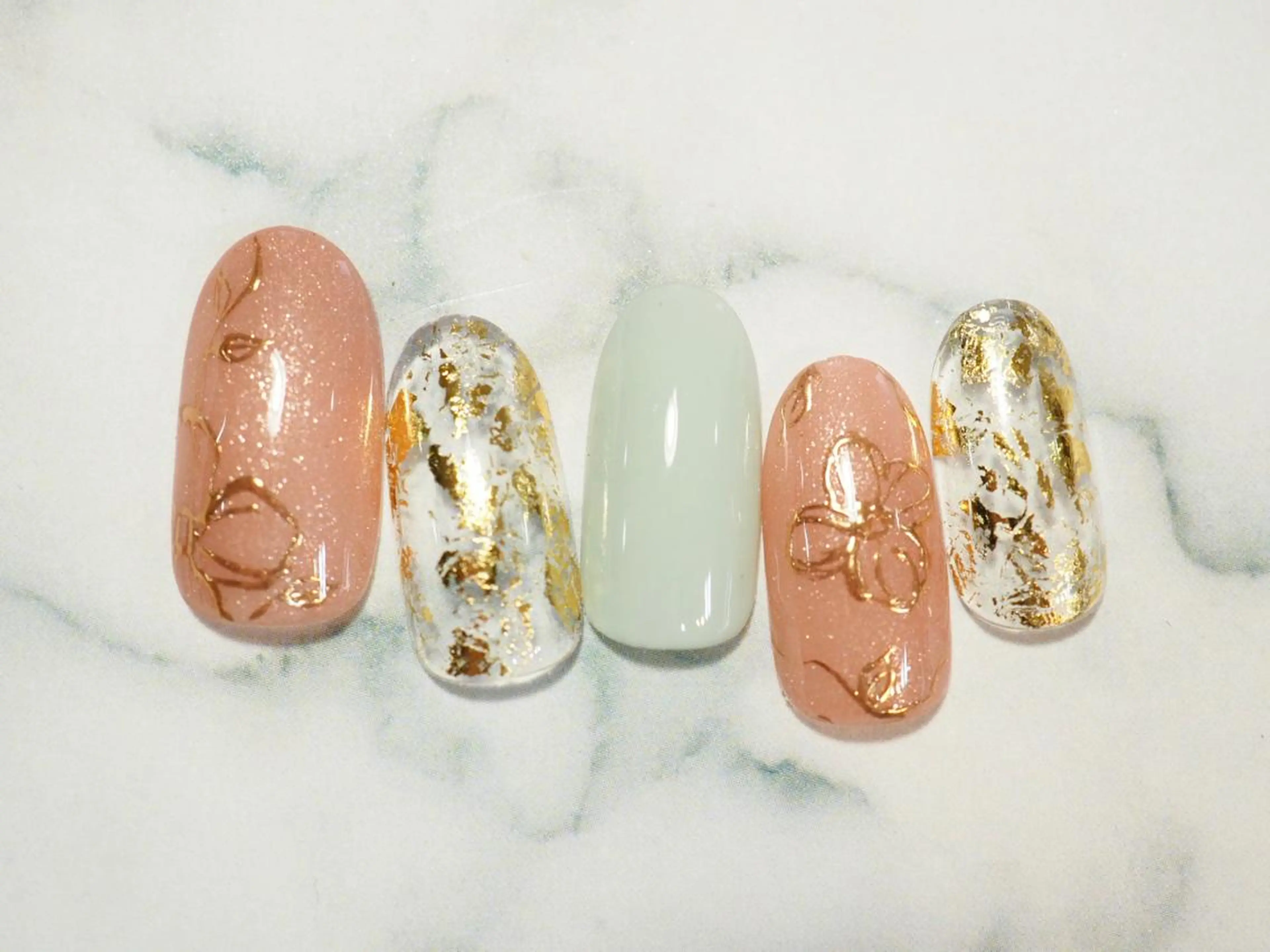 ネイル トップネイリスト Ribbon立川店のネイルデザイン