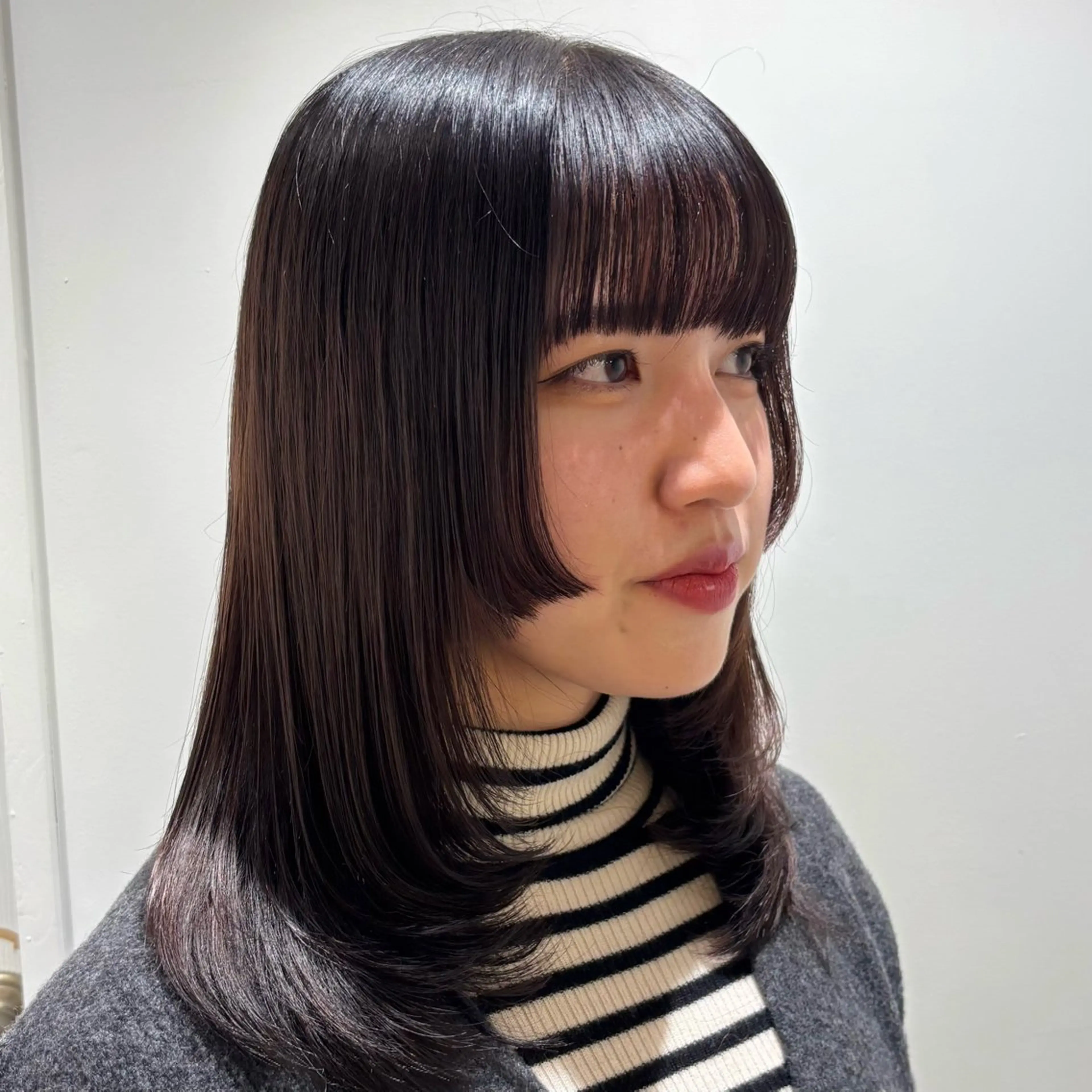 ミディアム のむらあんじゅ/ 韓国風レイヤーೀのヘアスタイル