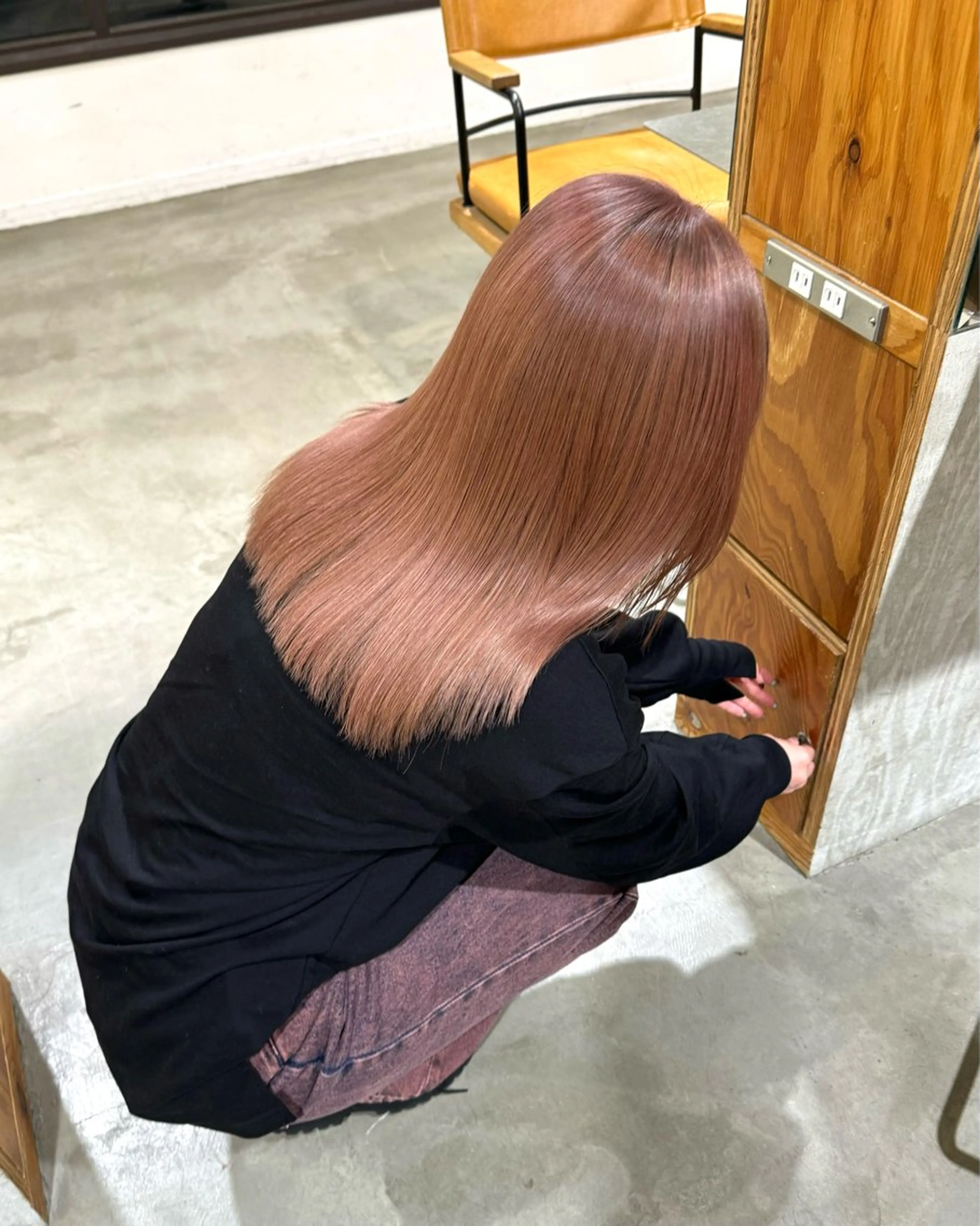 ミディアム カラー 小木曽 里華のヘアスタイル