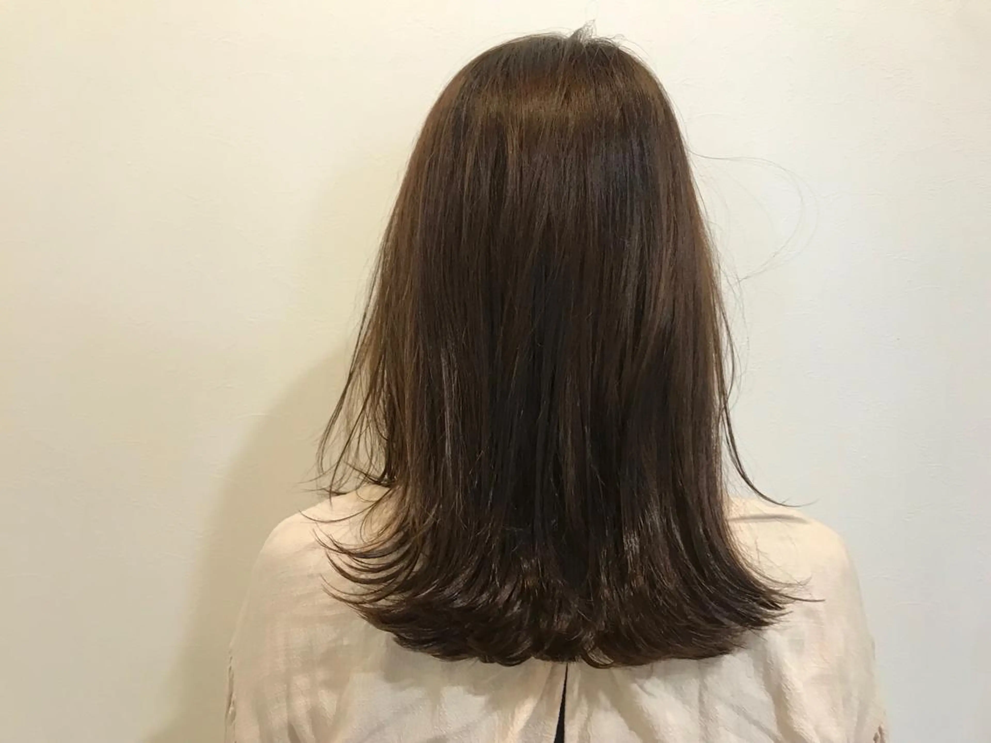 ミディアム カラー ベージュカラー 透明感カラー Ayu /あゆのヘアスタイル