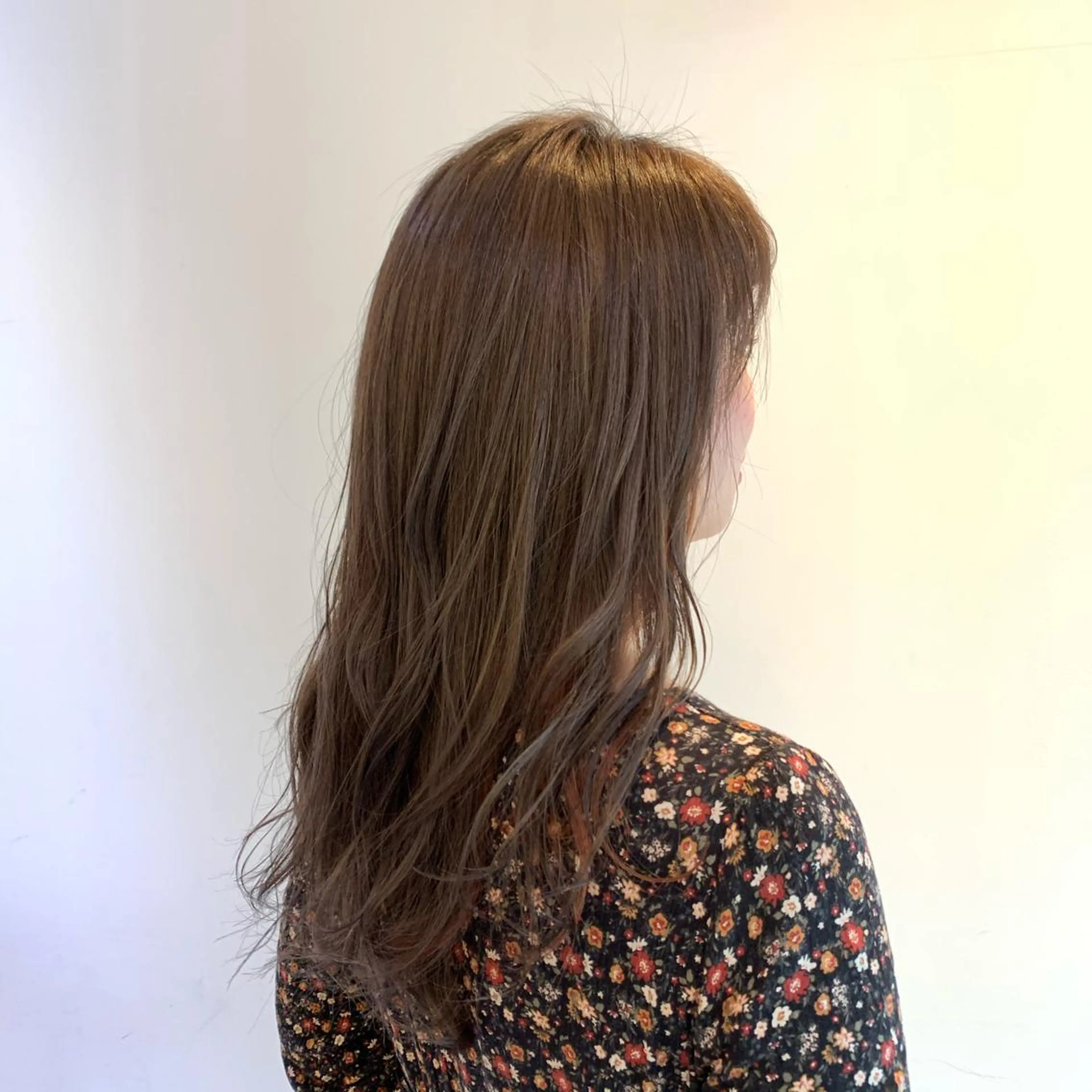 ロング カラー ヘアアレンジ グレージュ インナーカラー ピンクカラー JYUNESU表参道所属・似合わせhair🔸 アサダ タカコ🔸のヘアスタイル