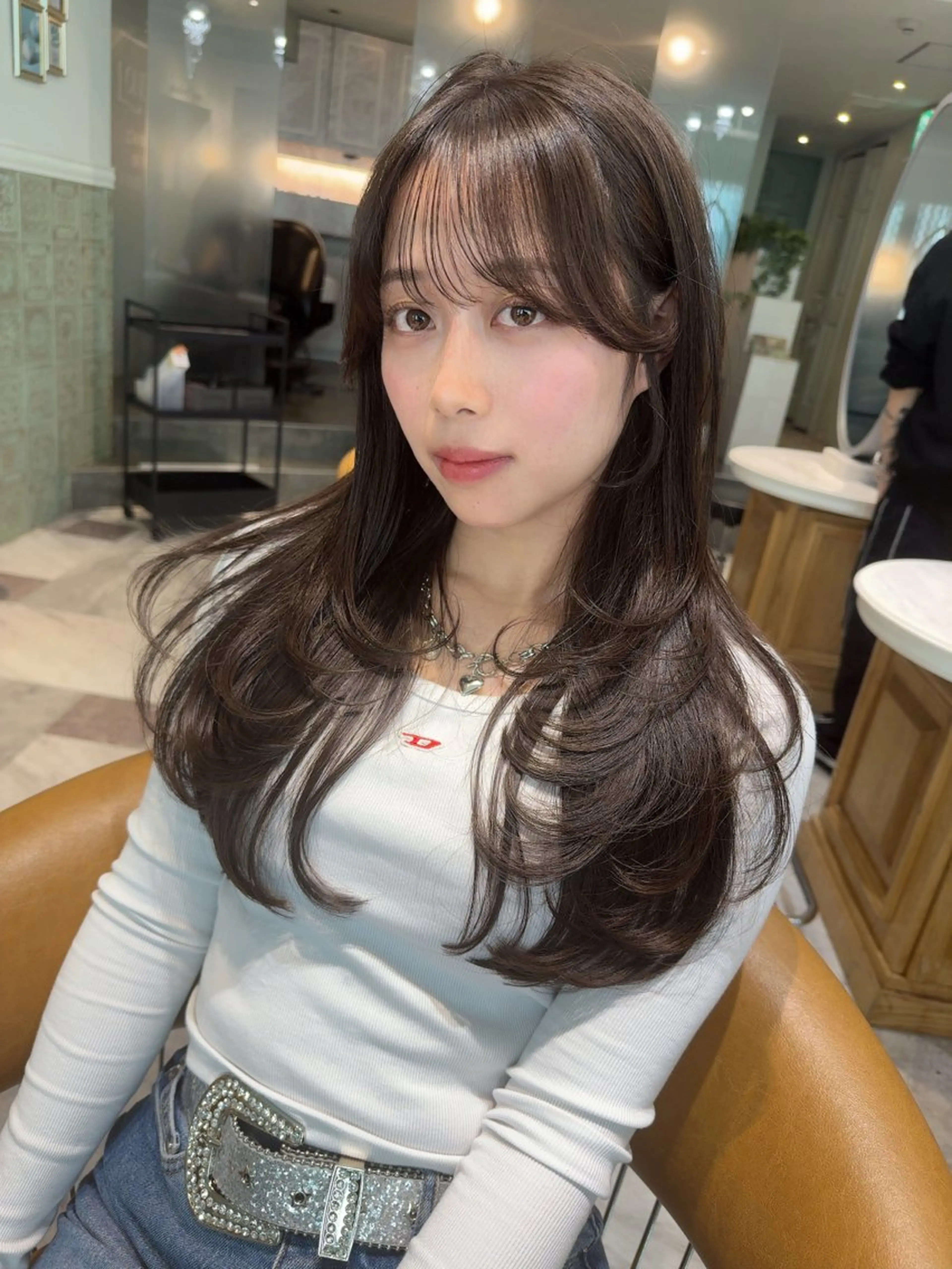 セミロング カラー カット ヘアカラー トリートメント 木屋元一/透明感 /前髪/韓国ヘアのヘアスタイル