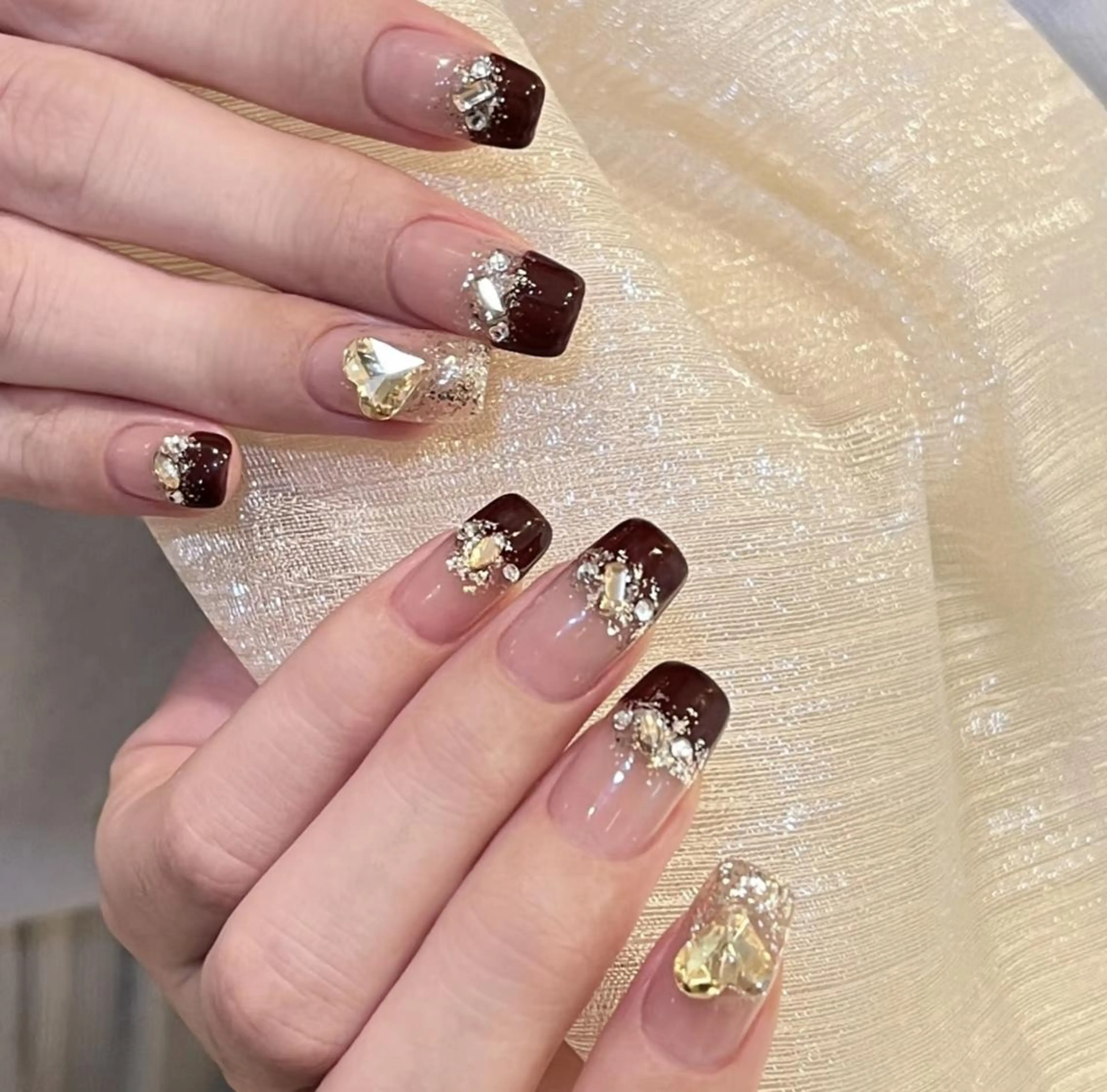 ネイル ハンドネイル ハンドケア 🍑 momo_nailのネイルデザイン