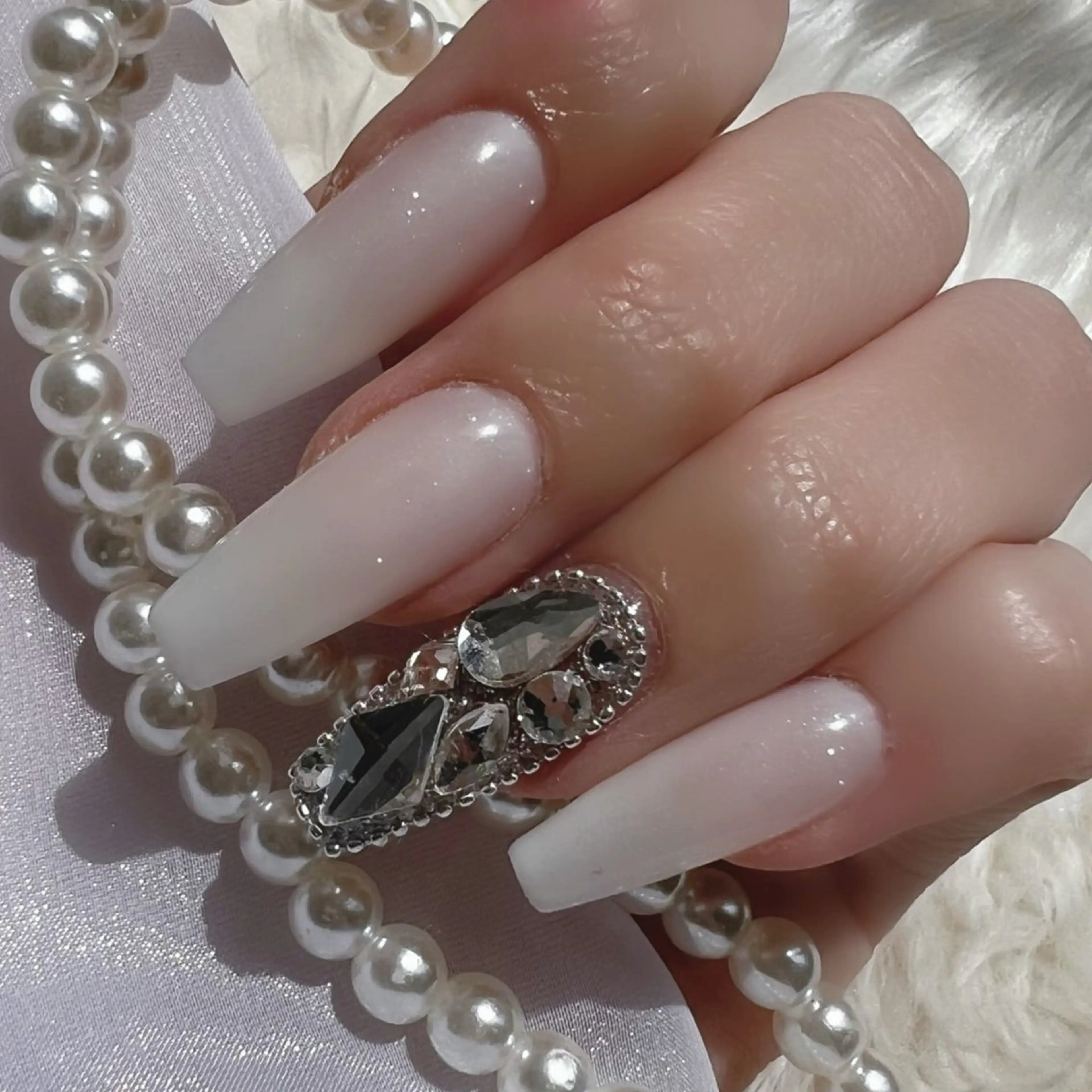 ネイル Nailsalon Merci所属・Merci momoのネイルデザイン
