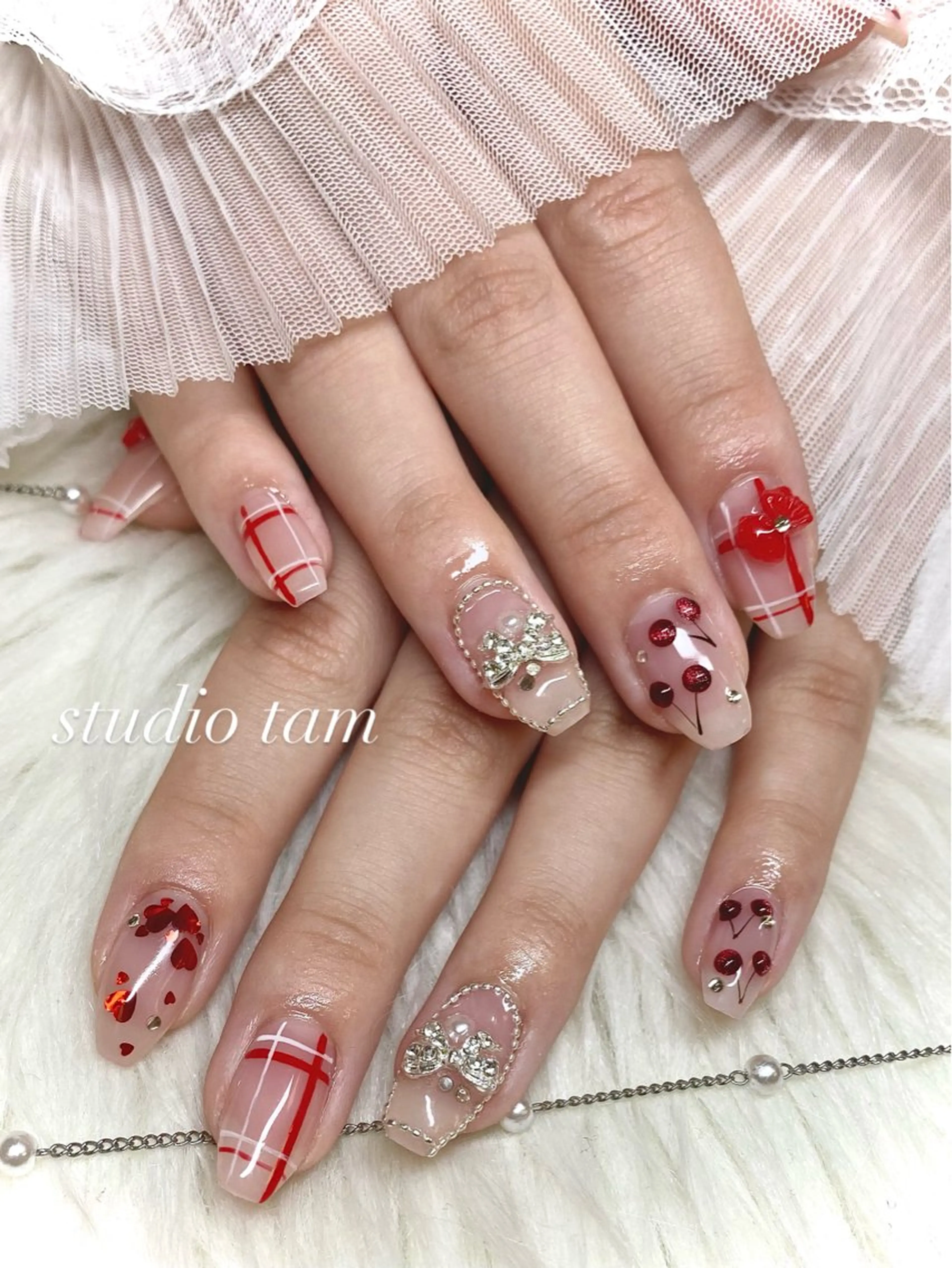 ネイル アートネイル チークネイル フレンチネイル 韓国ネイル マグネットネイル studio tam 髙橋彩夏のネイルデザイン